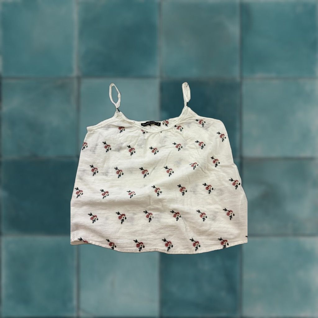 Abercrombie & Fitch Abercrombie & Fitch Tank Womens Small White Floral Embroidered Cami Tank Size S / US 4 / IT 40 - 1 Thumbnail