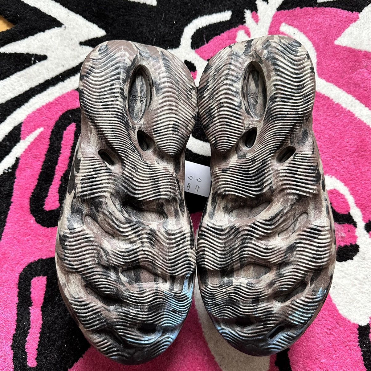 Adidas Yeezy Foam Runner MX Cinder Size US 13 / EU 46 - 5 Thumbnail