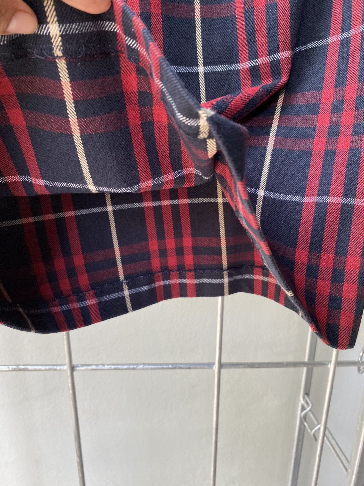 Burberry Burberry Y2K red nova check skirt Size 24" / US 00 / IT 34 - 4 Thumbnail