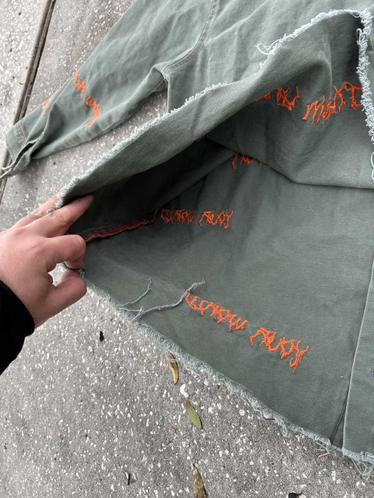 Other 1/1 Your World olive all over embroidery work shirt Size US XL / EU 56 / 4 - 5 Thumbnail