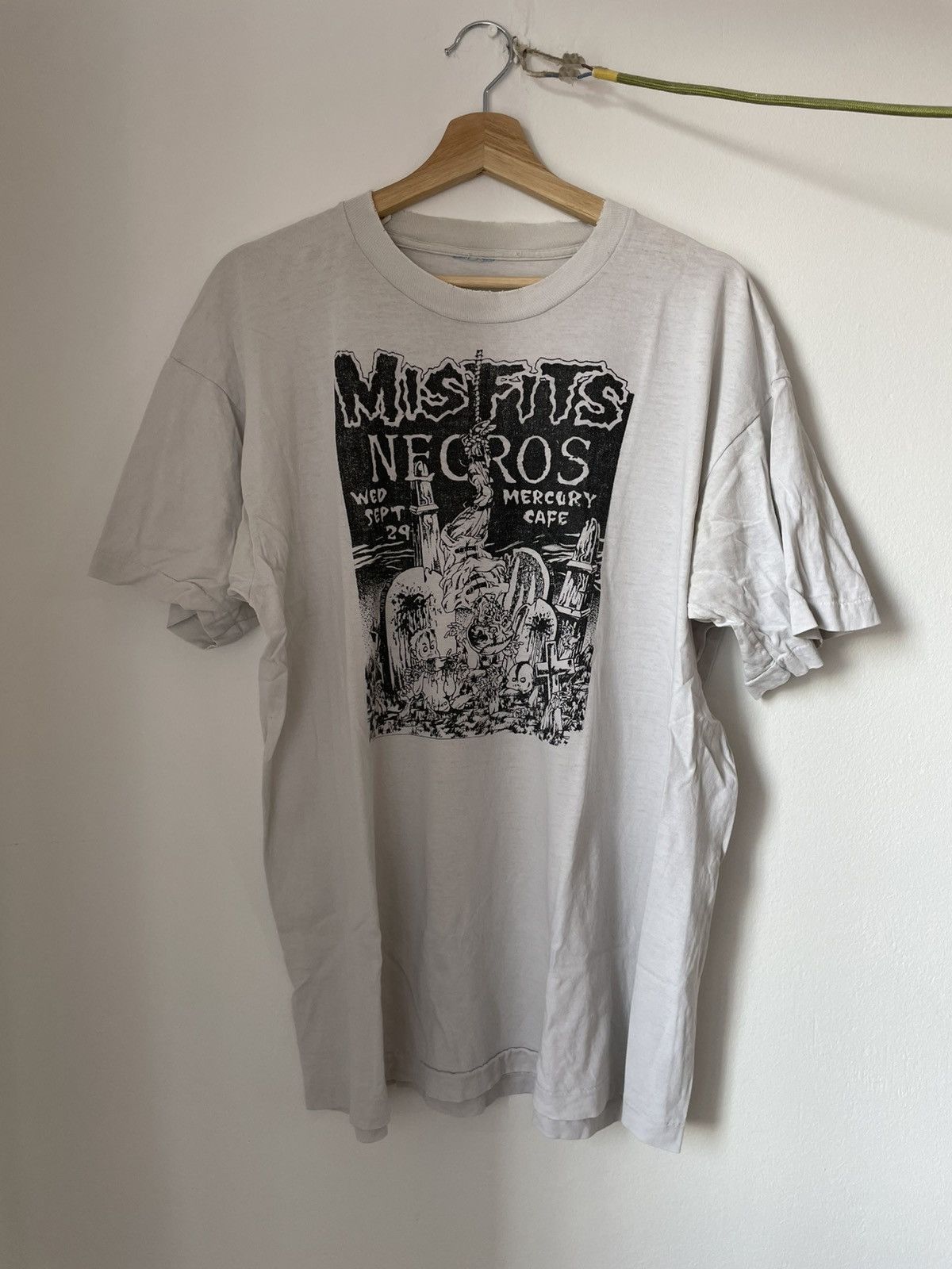 Vintage Vintage Single Stitch Misfits tshirt Size US L / EU 52-54 / 3 - 1 Thumbnail