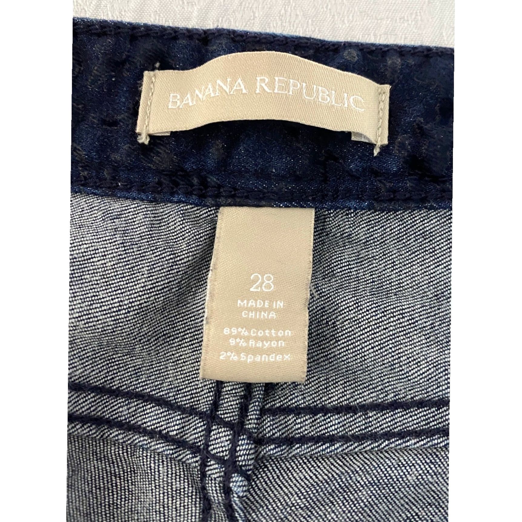 Banana Republic VINTAGE Banana Republic Womens Pants Blue Floral Embossed Straight Leg 28 Slim 5-Pocket Design Cotton Rayon Spandex Button Zip Women's Pants Size 28" / US 6 / IT 42 - 3 Thumbnail
