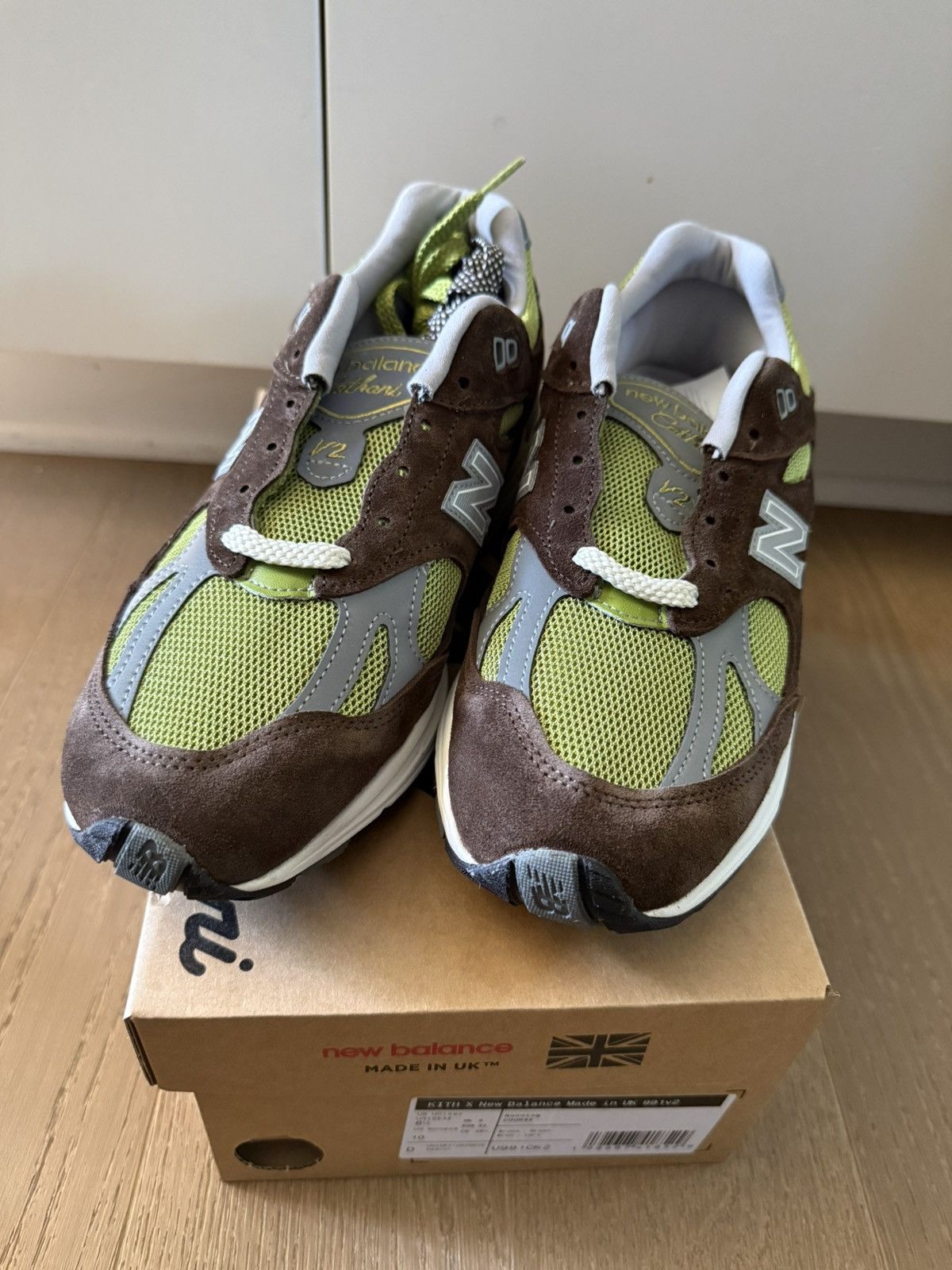 Kith × New Balance Cathari Kith New Balance 991v2 MiUK Reverse Matcha Size 8.5 Size US 8.5 / EU 41-42 - 1 Thumbnail