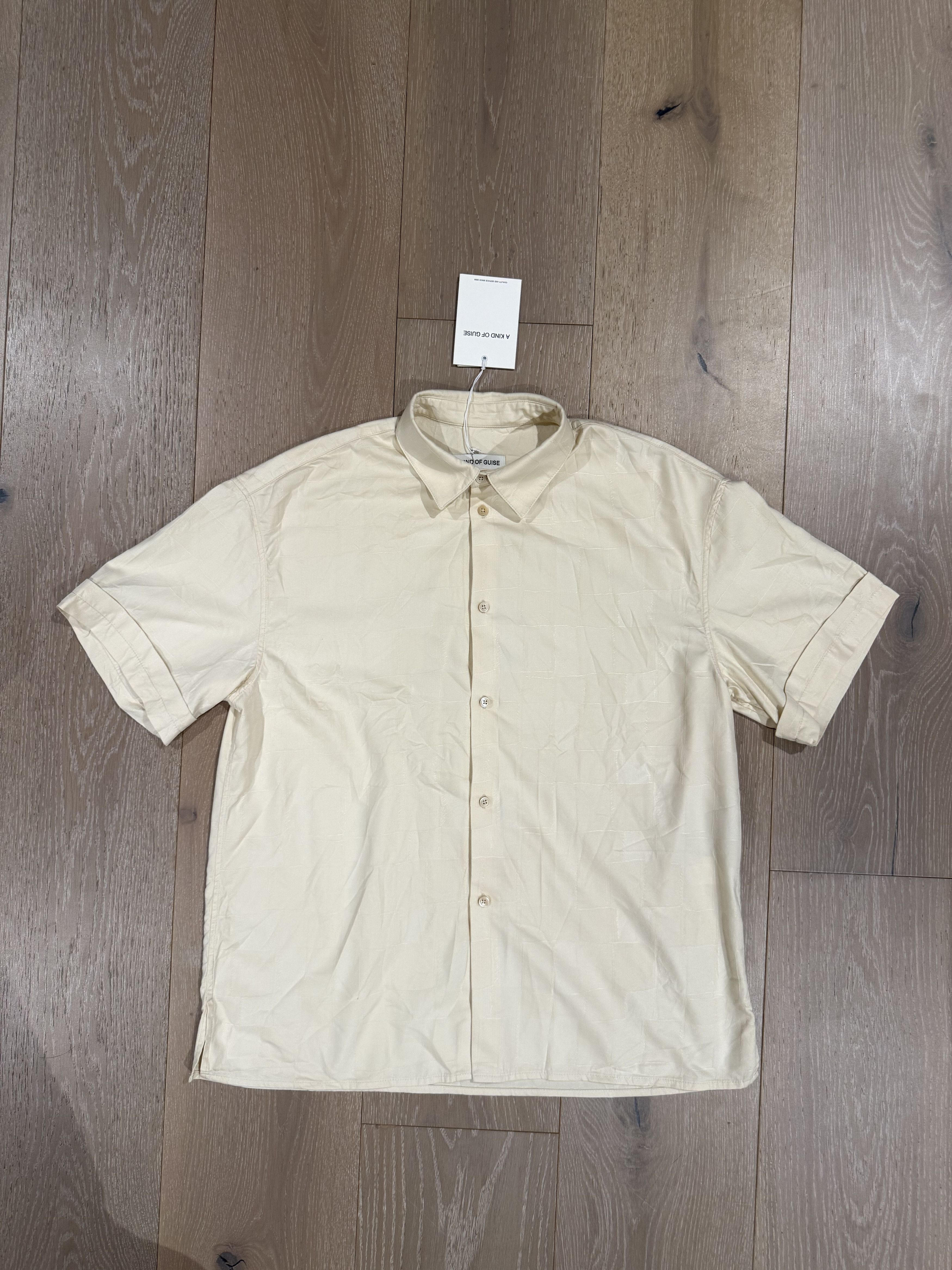 A Kind Of Guise 💚 SS24 A Kind Of Guise Elio Shirt Cubed Ivory Medium NEW Size US M / EU 48-50 / 2 - 8 Thumbnail