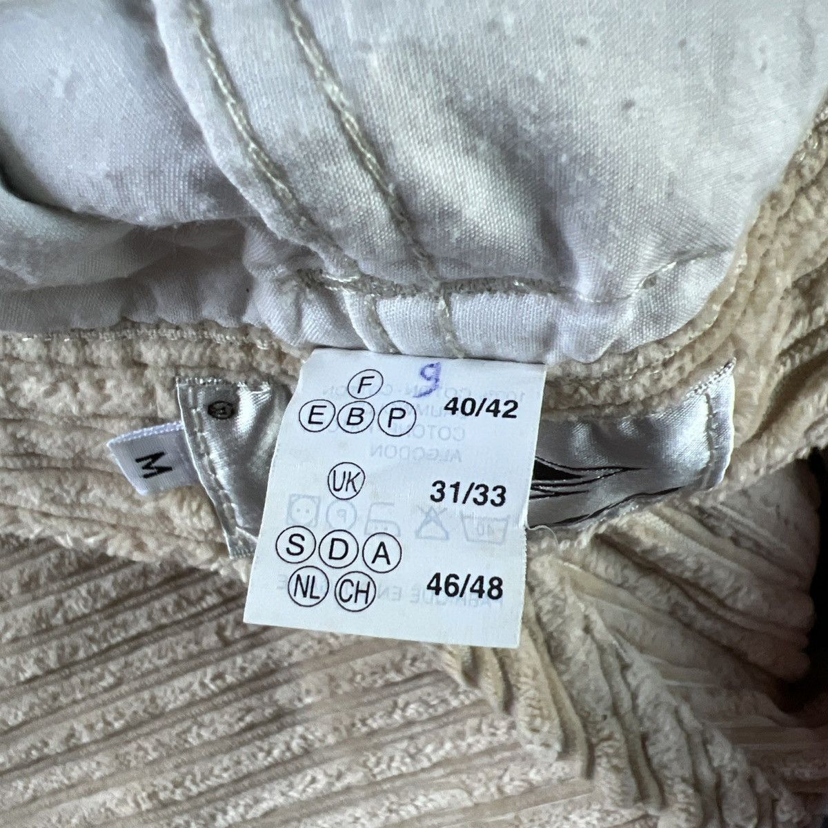 Rip Curl Vintage Rip Curl Beige Corduroy Pants Size US 32 / EU 48 - 8 Thumbnail
