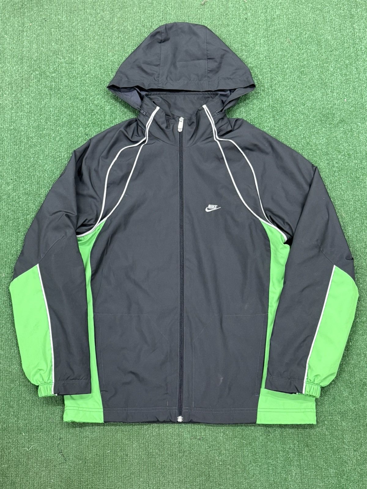 Nike Vintage Y2k Nike Silver Tag Swoosh Jacket Size US M / EU 48-50 / 2 - 1 Thumbnail