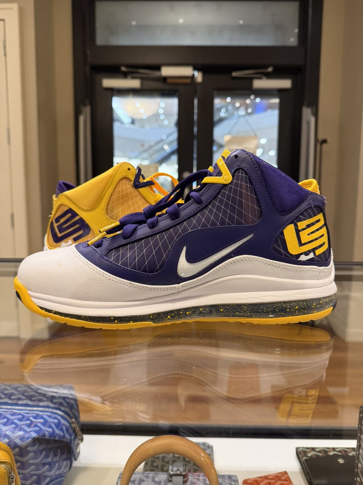Nike Nike Lebron 7 ‘Media Day’ Size US 11 / EU 44 - 4 Thumbnail