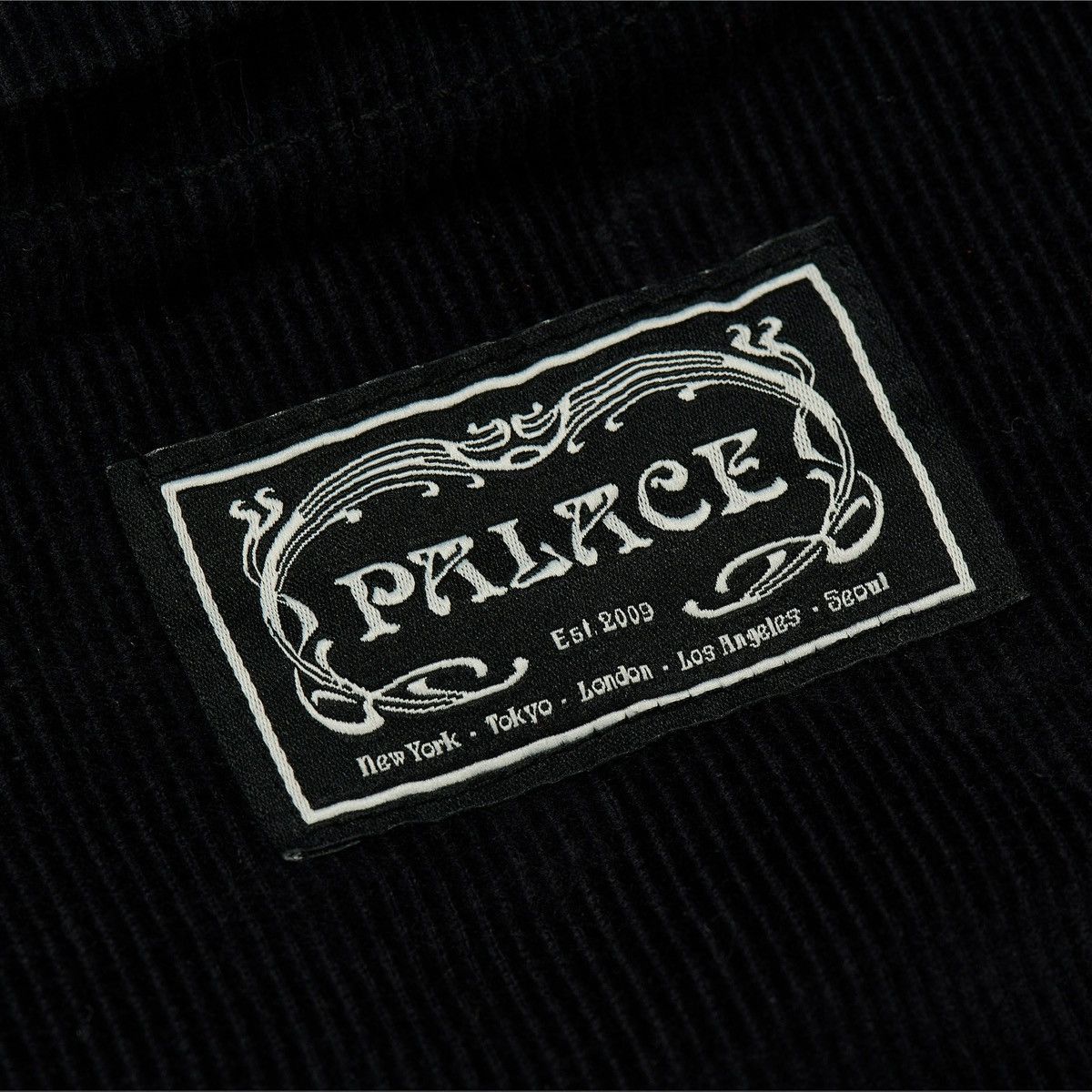 Palace Palace NEEDLE CORD BEACH TROUSER BLACK size 34 Pants Cords Size US 34 / EU 50 - 2 Thumbnail