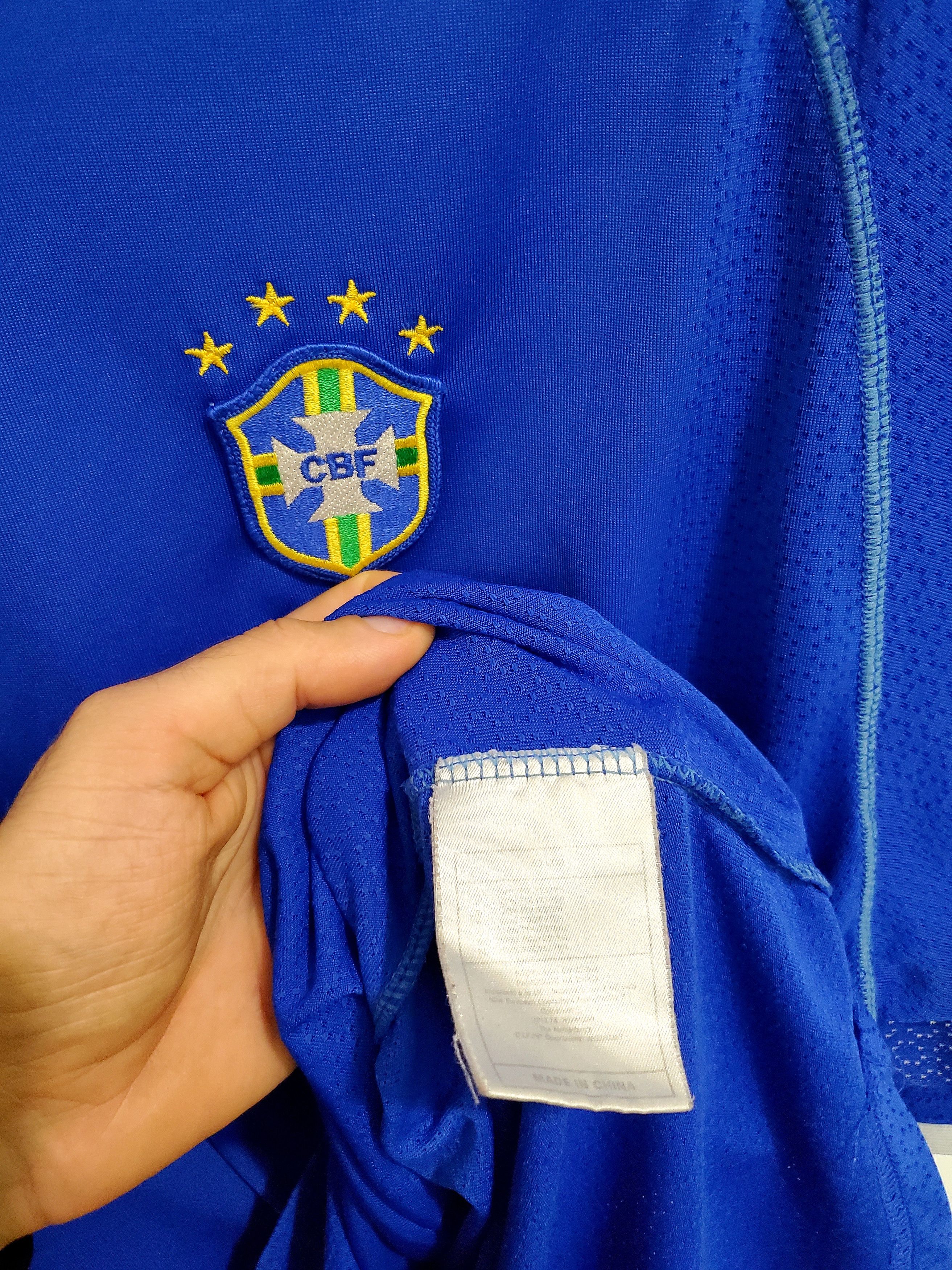 Nike × Vintage 2000 2002 Brazil Nike Vintage Retro Away Jersey size Xl Size US XL / EU 56 / 4 - 5 Thumbnail