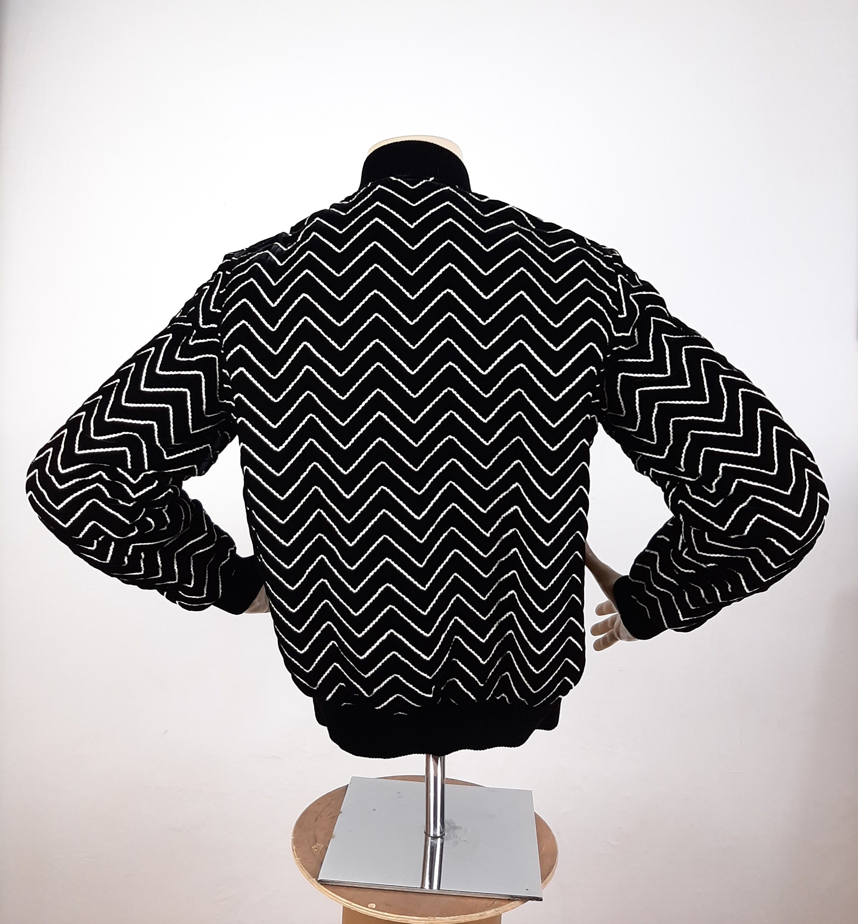 Saint Laurent Paris Saint Laurent Zig Zag Print Bomber Black Men's Size IT 48 M Size US M / EU 48-50 / 2 - 8 Thumbnail