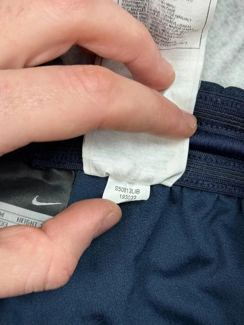 Nike Vintage Nike Total 90 Shorts 00s Swoosh Y2K Size US 33 - 7 Thumbnail