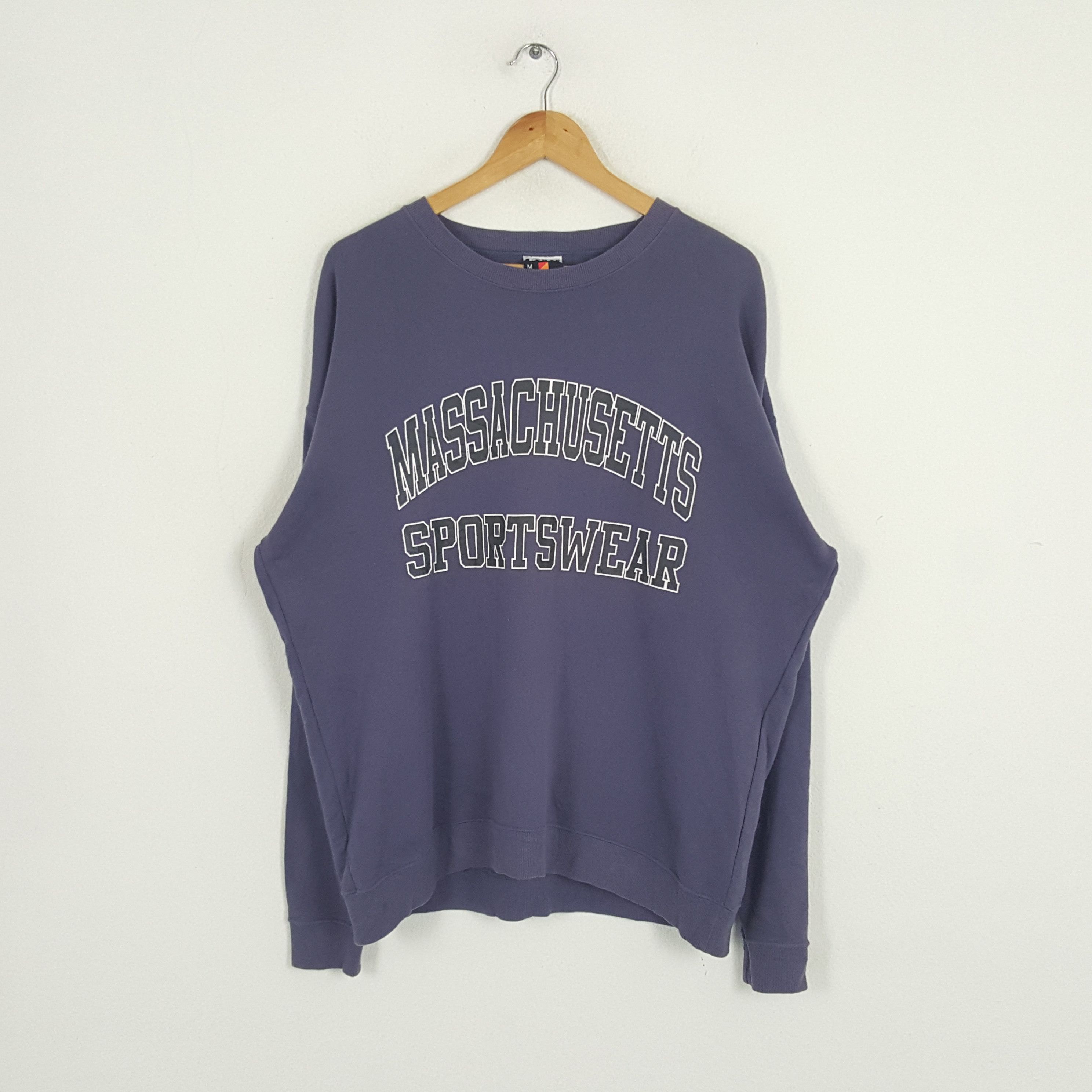 Vintage Vintage Massachusetts Sportswear University Sweatshirts Size US XL / EU 56 / 4 - 1 Thumbnail