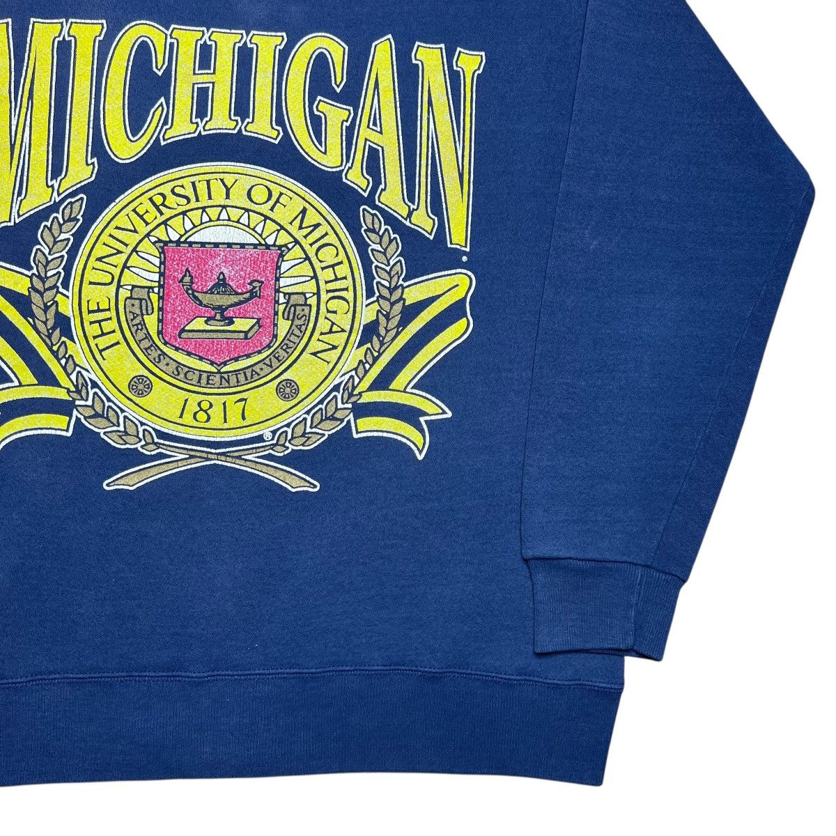 NCAA Vintage 1990s NCAA Michigan Wolverines Spell Out Sweatshirt Size US L / EU 52-54 / 3 - 16 Thumbnail