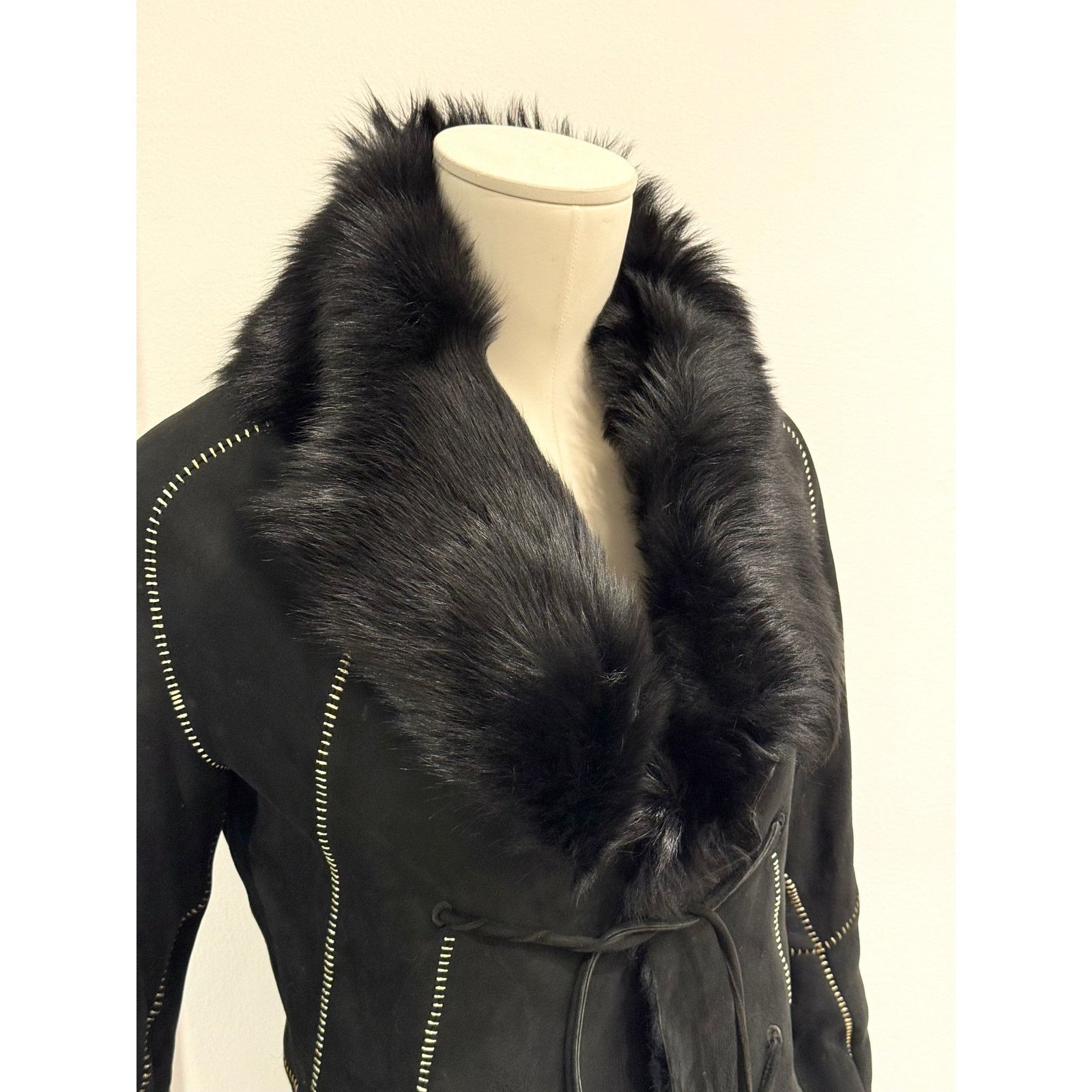 Roberto Cavalli 2002 Roberto Cavalli fitted shearling jacket with fur collar Size US S / EU 44-46 / 1 - 4 Thumbnail