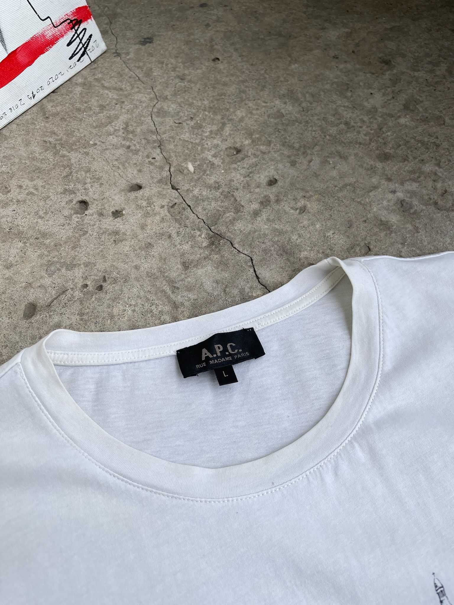 A.P.C. A.P.C. Paris T-Shirt eiffel tower Size US L / EU 52-54 / 3 - 10 Thumbnail