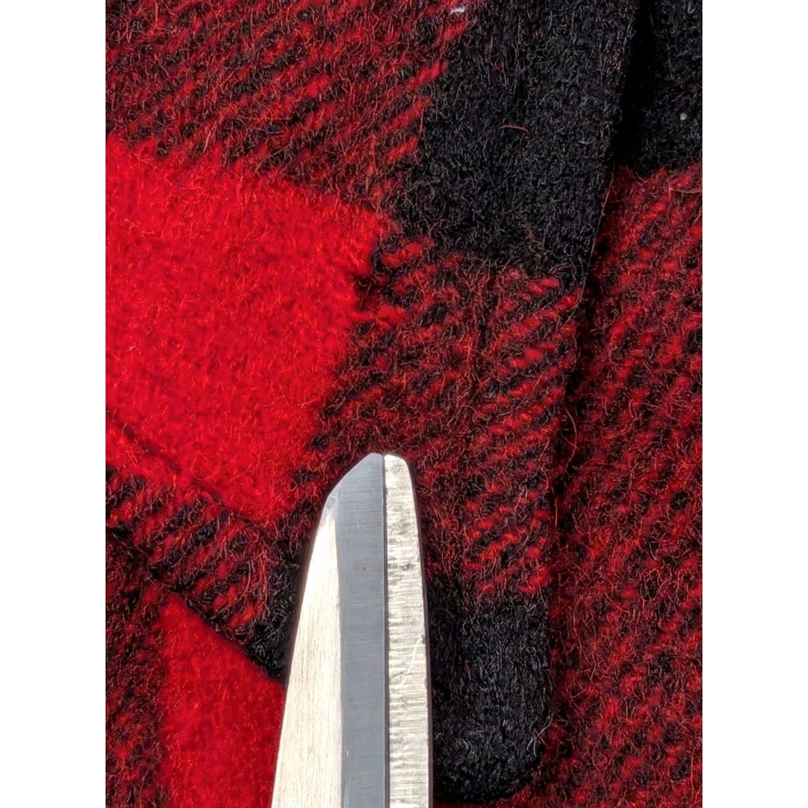 Vintage VINTAGE Black Bear Wool Jacket Red Medium Mens USA Classic Outdoor USA Filson Black Bear Seattle Cruiser Mackinaw Button Bomber Size US M / EU 48-50 / 2 - 7 Thumbnail