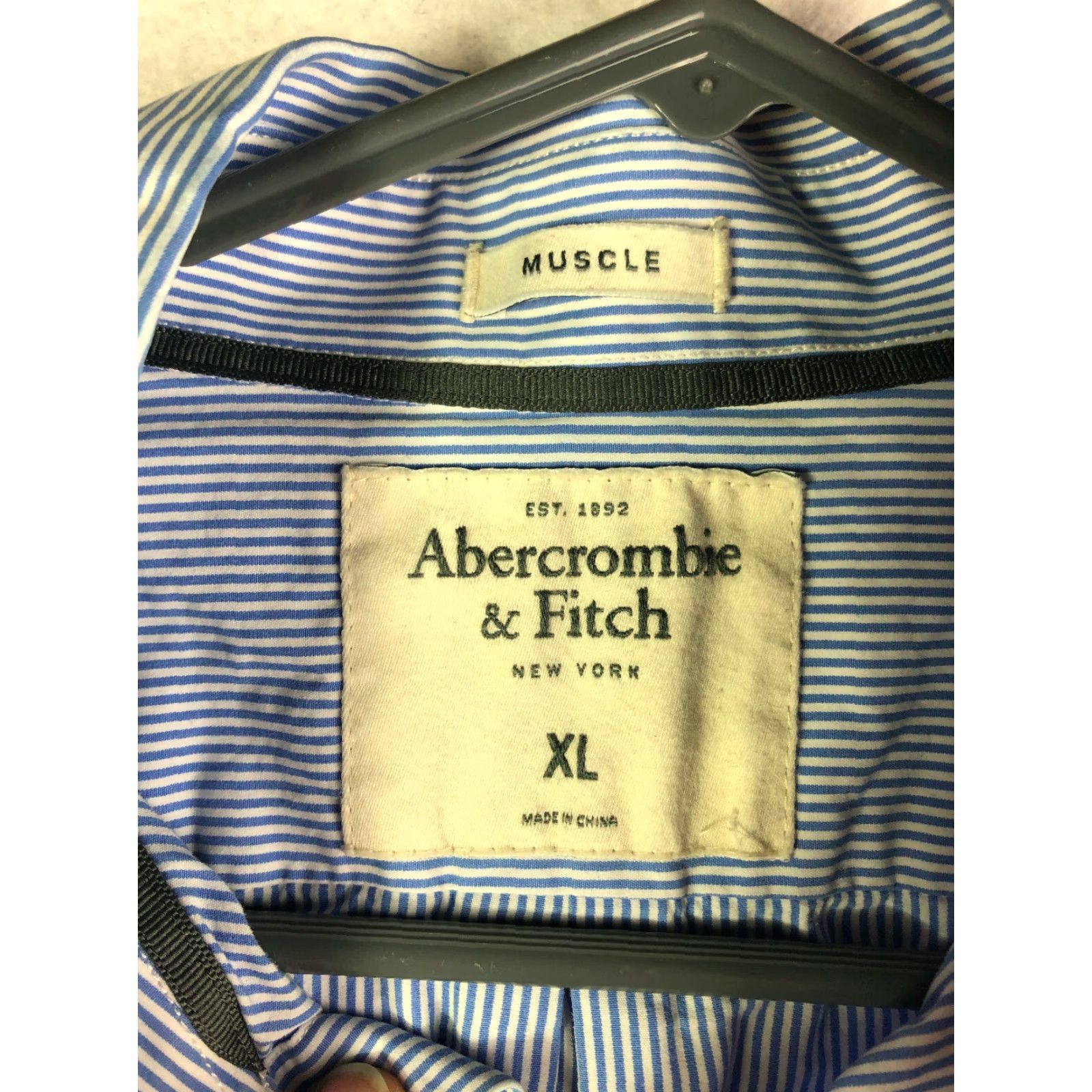Abercrombie & Fitch Abercrombie & Fitch Muscle Mens XL Striped Button Up Collared Shirt Blue Size US XL / EU 56 / 4 - 7 Thumbnail