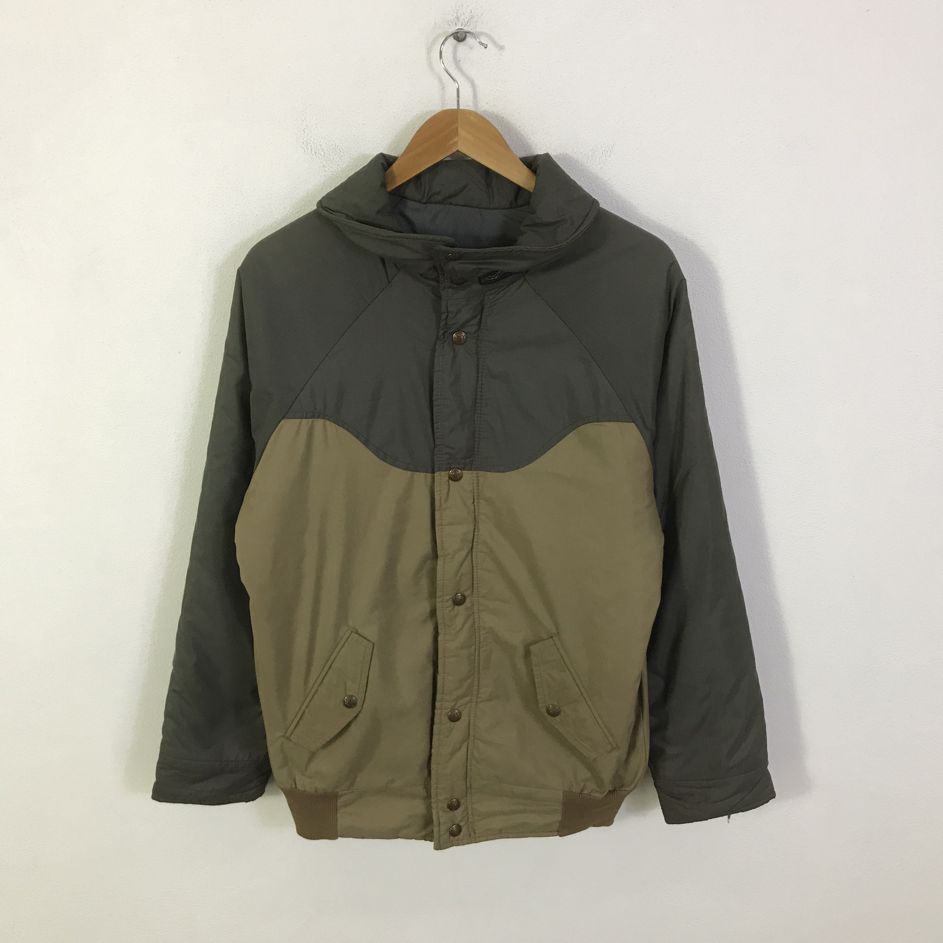 Jansport jansport qulited design jacket K120B14 Size US L / EU 52-54 / 3 - 1 Thumbnail
