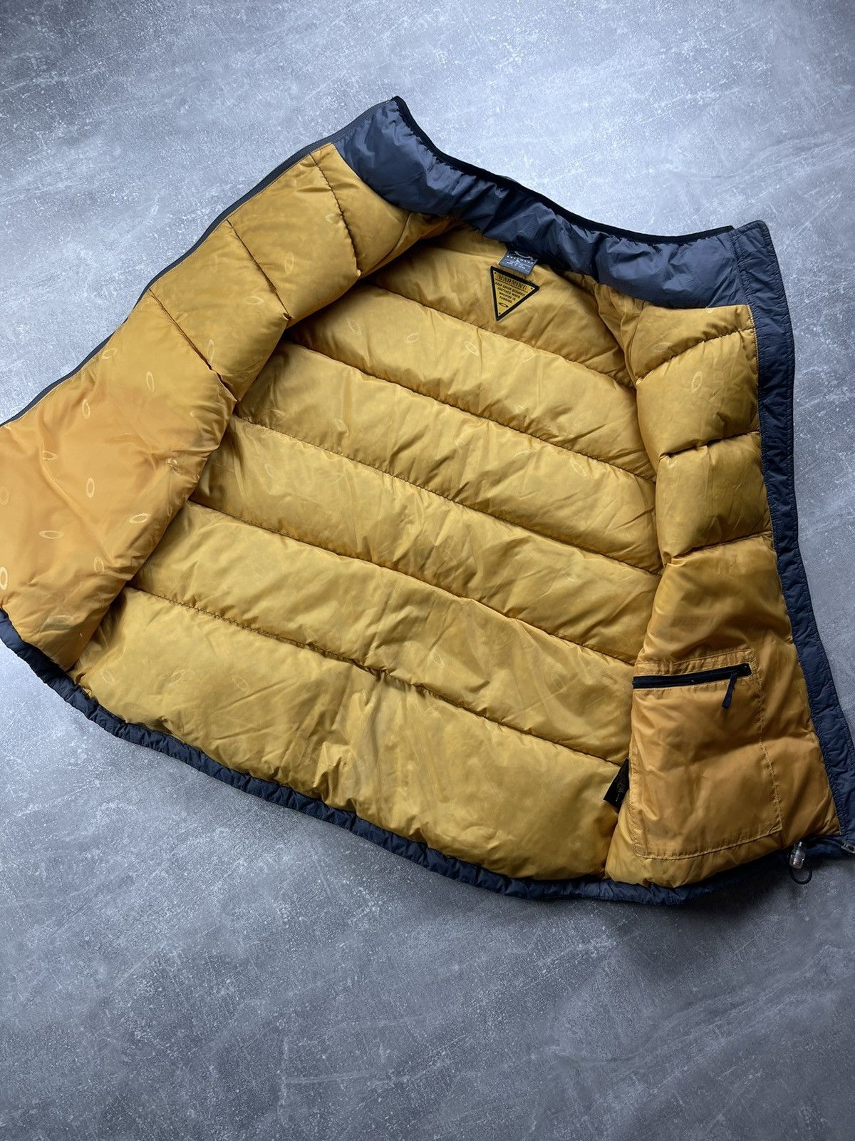 Oakley Oakley Vintage GorpCore Drill Software Insulated Down Vest Size US L / EU 52-54 / 3 - 9 Thumbnail