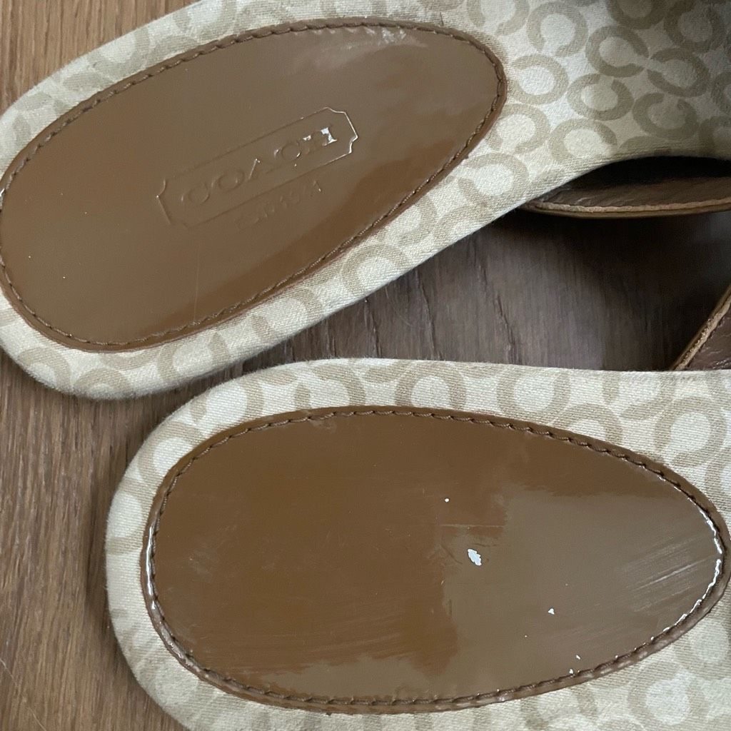 Coach Coach Petra Brown Butterfly Thong Slip-On Flip Flop Sandals Size US 8.5 / IT 38.5 - 4 Thumbnail