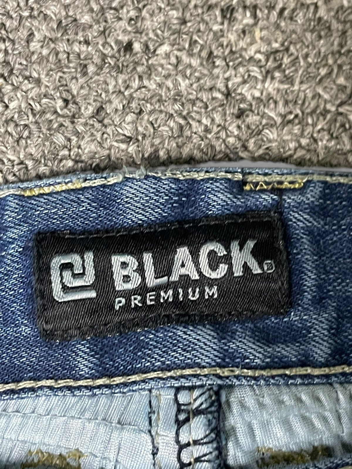 Vintage CJ Black Premium Distressed Ripped Denim Jeans (53) Size US 31 - 7 Thumbnail