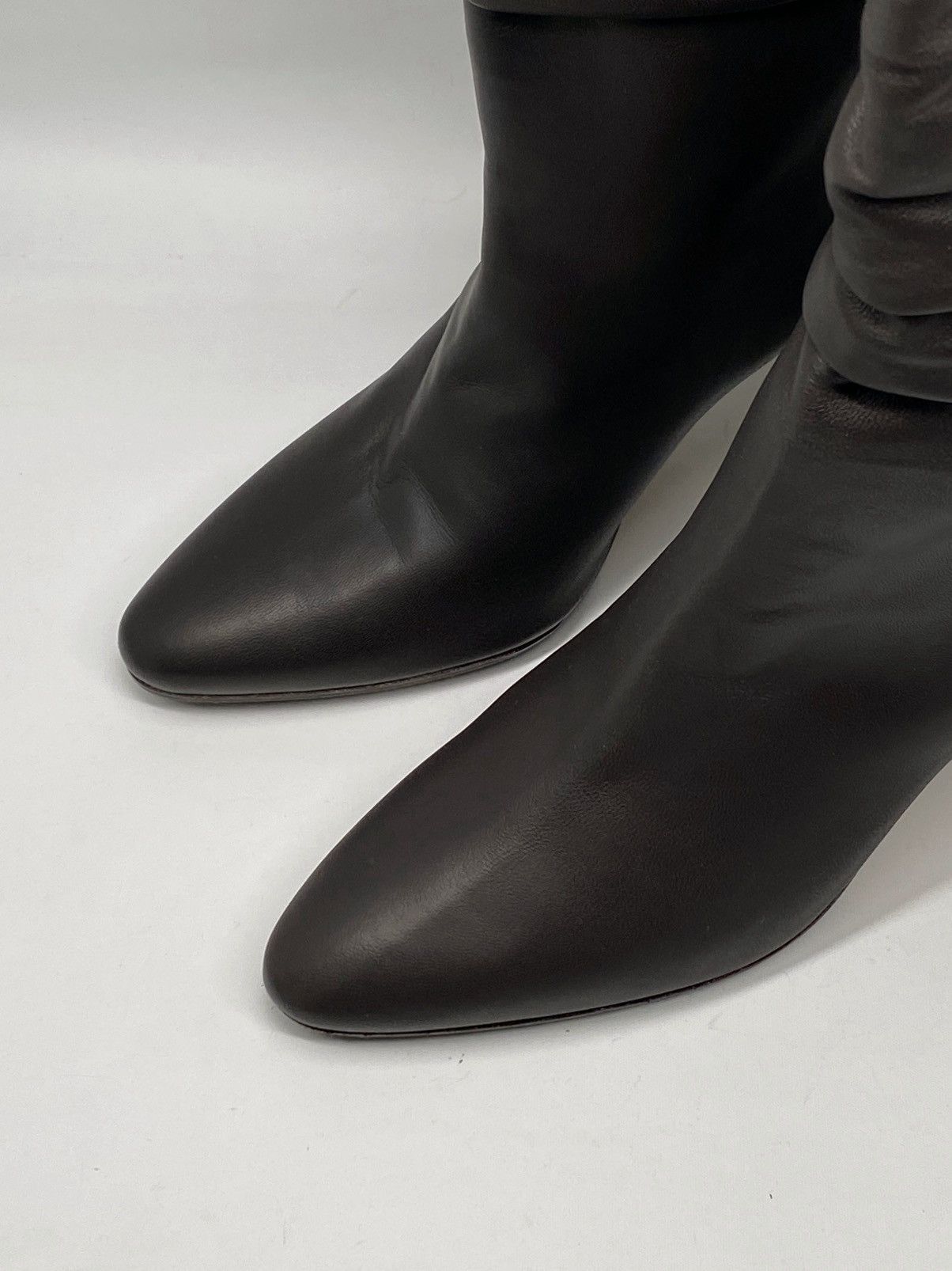 Manolo Blahnik Manolo Blahnik Calasso 90MM Ruched Leather Boots size 38.5 Size US 8.5 / IT 38.5 - 10 Thumbnail