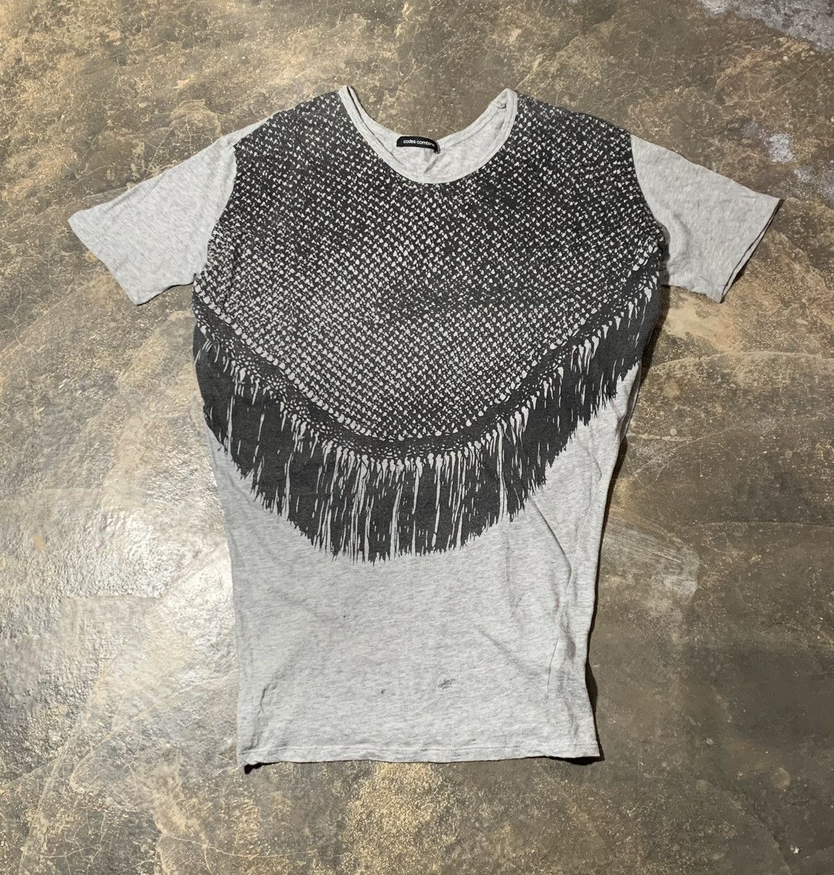 Codes Combine Codes combine like ppfm scarf graphic style avant garde Size US M / EU 48-50 / 2 - 1 Thumbnail