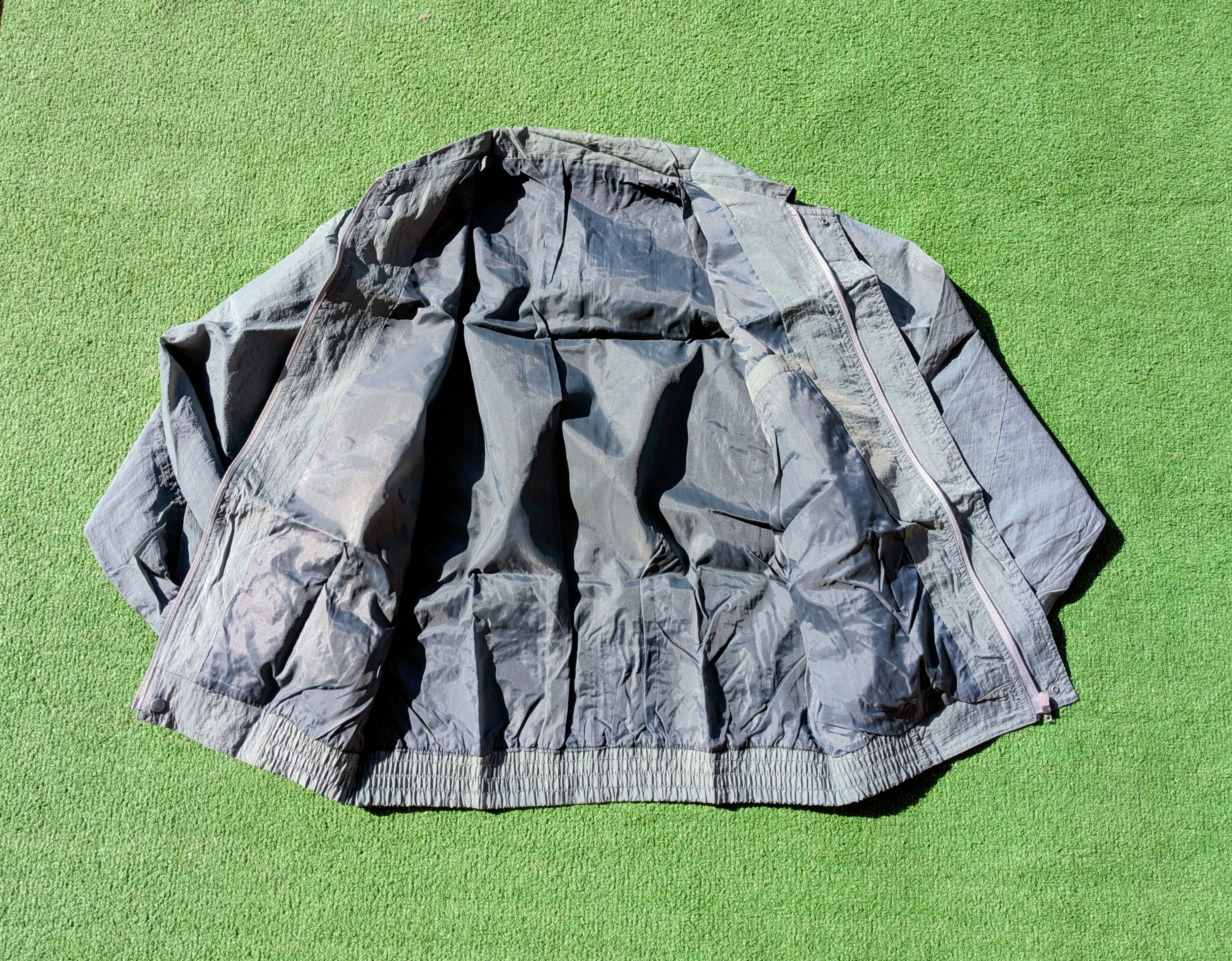 Vintage Women's Petite Windbreaker Zip-Up Bomber Jacket Light Coat Size M / US 6-8 / IT 42-44 - 5 Thumbnail