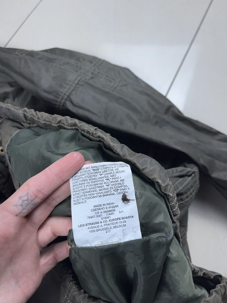 Levi's ➕ vintage y2k Levi’s fishtail cargo parka waxed coat jacket Size S / US 4 / IT 40 - 6 Thumbnail