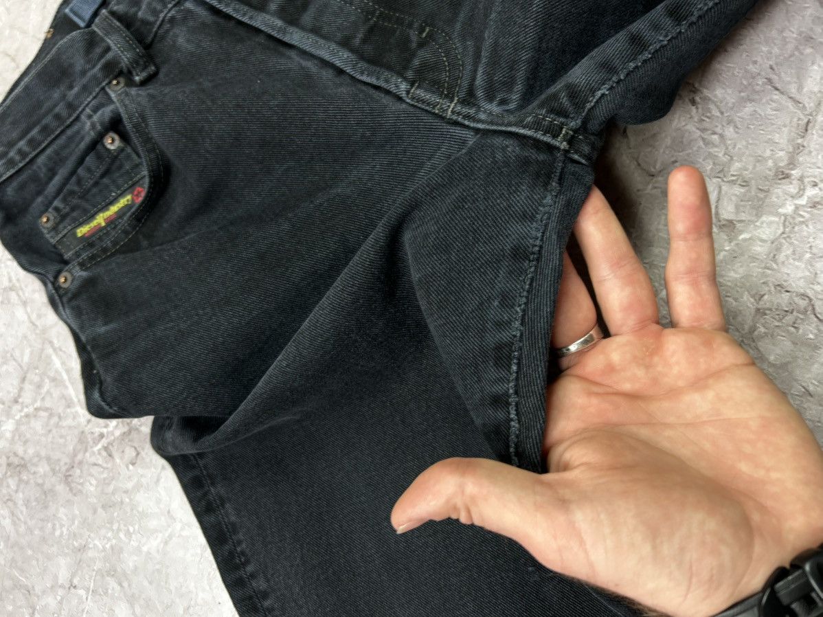 Diesel Pants Diesel Vintage Black Jeans Denim Luxury Y2k Baggy Fit Size US 30 / EU 46 - 16 Thumbnail