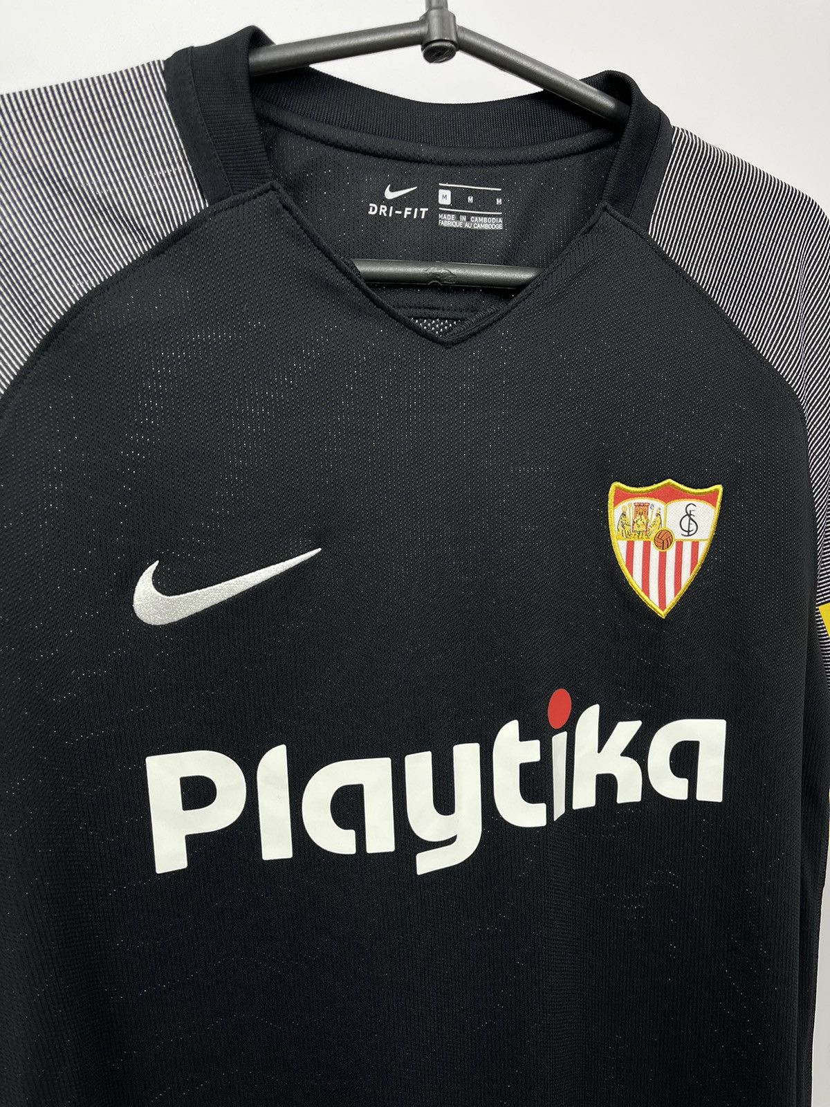 Nike Sevilla 2018 - 2019 3rd third football jersey Nike size M Size US M / EU 48-50 / 2 - 4 Thumbnail
