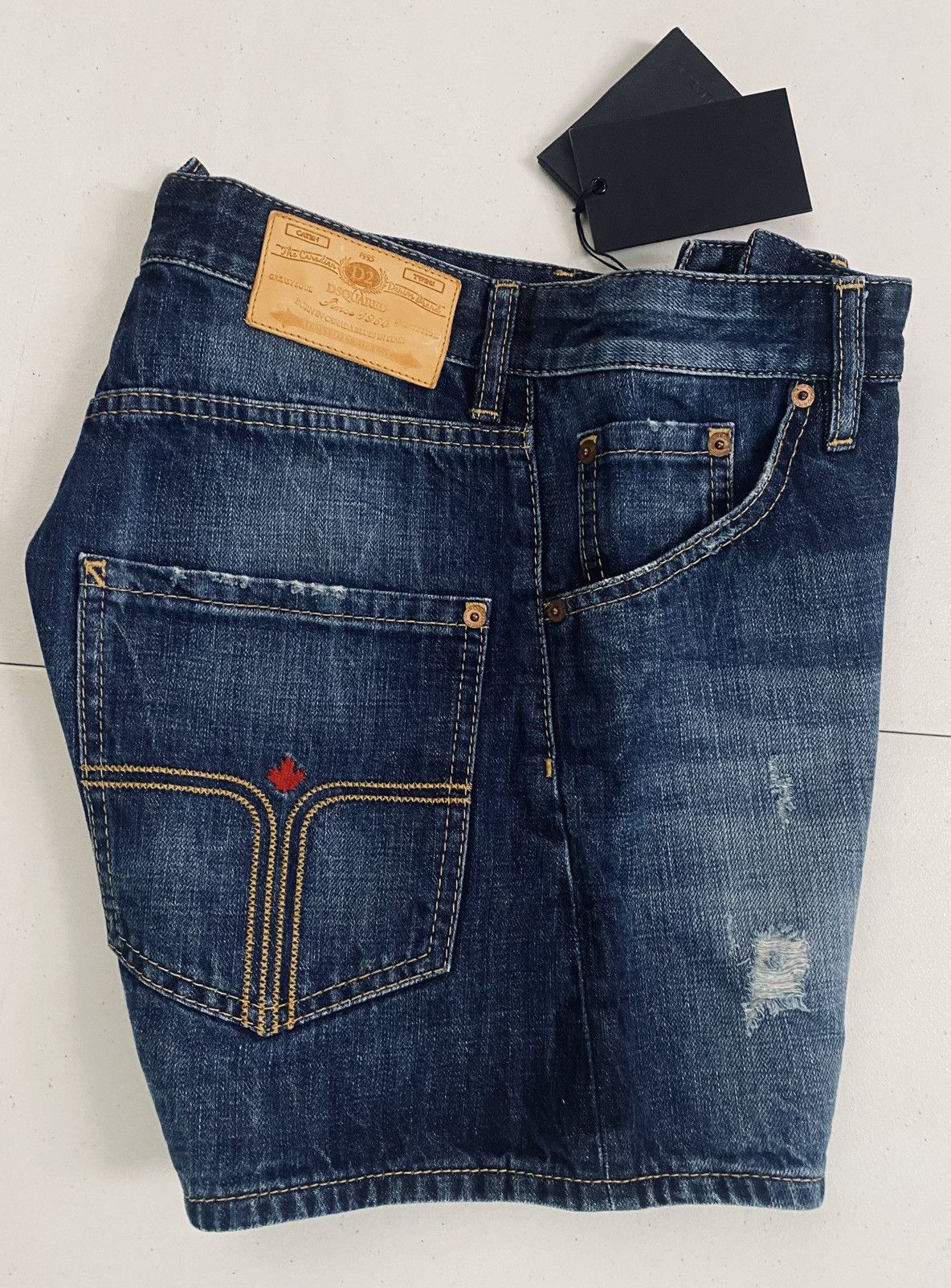 Dsquared2 Dsquared2 Marine Light Distress Denim Shorts 42 NWT Size 28" / US 6 / IT 42 - 22 Thumbnail
