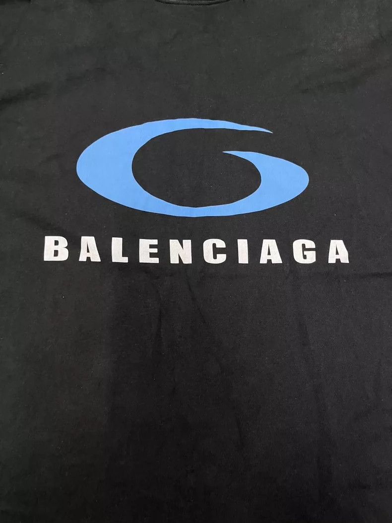 Balenciaga Balenciaga Monogram Logo Printed Crew Neck Pullover Short Size US XL / EU 56 / 4 - 3 Thumbnail