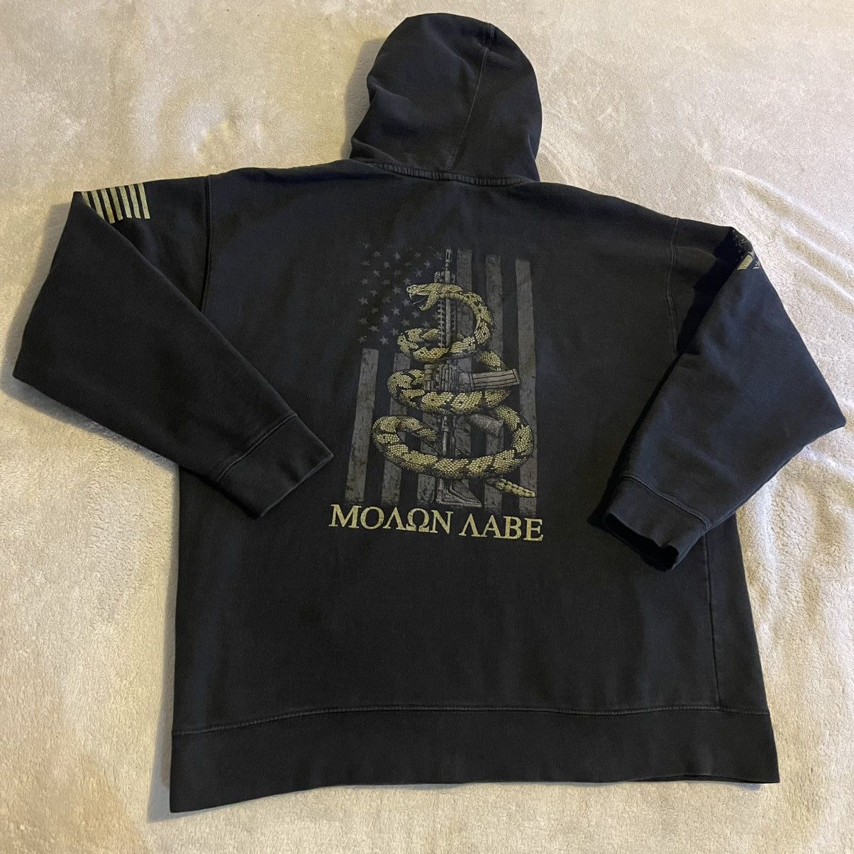 Other Snake Hoodie Men XL Black Graphic Sweatshirt Sweater Size US XL / EU 56 / 4 - 1 Thumbnail