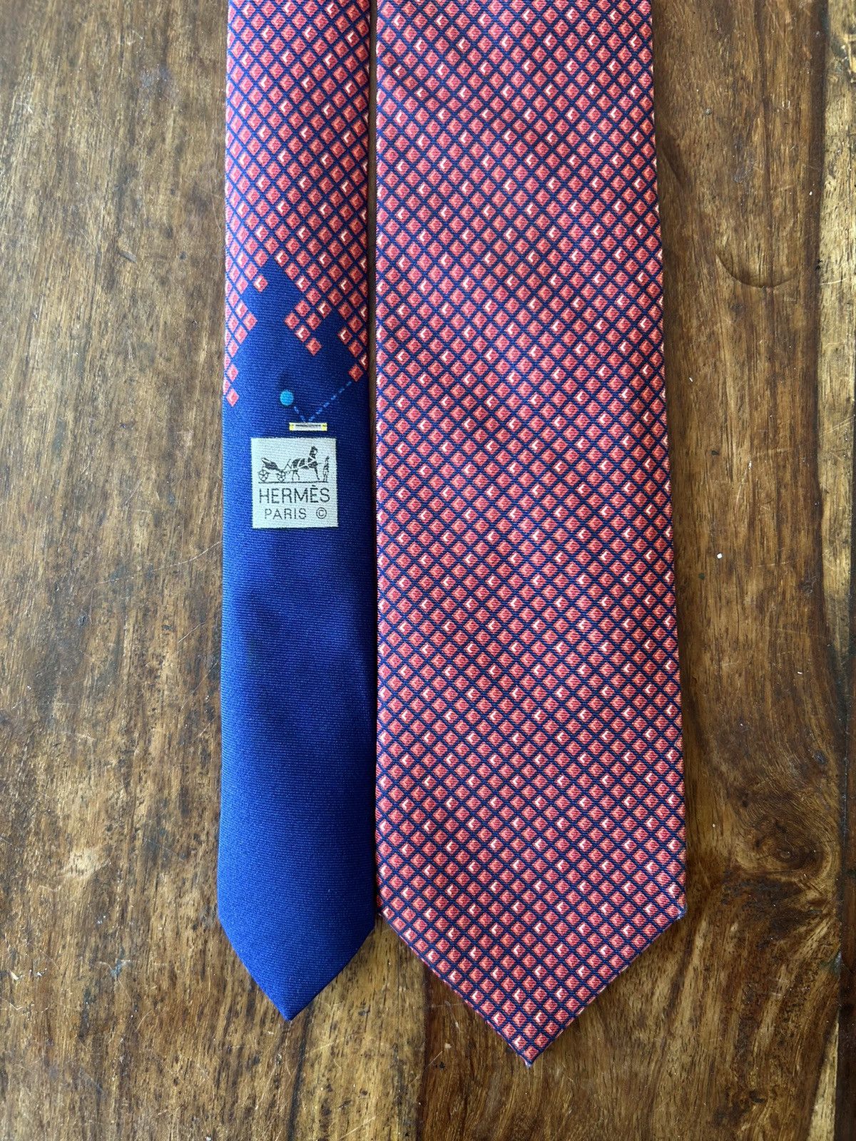 Hermes Rare Hermes Brick Breaker Silk Tie Size ONE SIZE - 1 Thumbnail