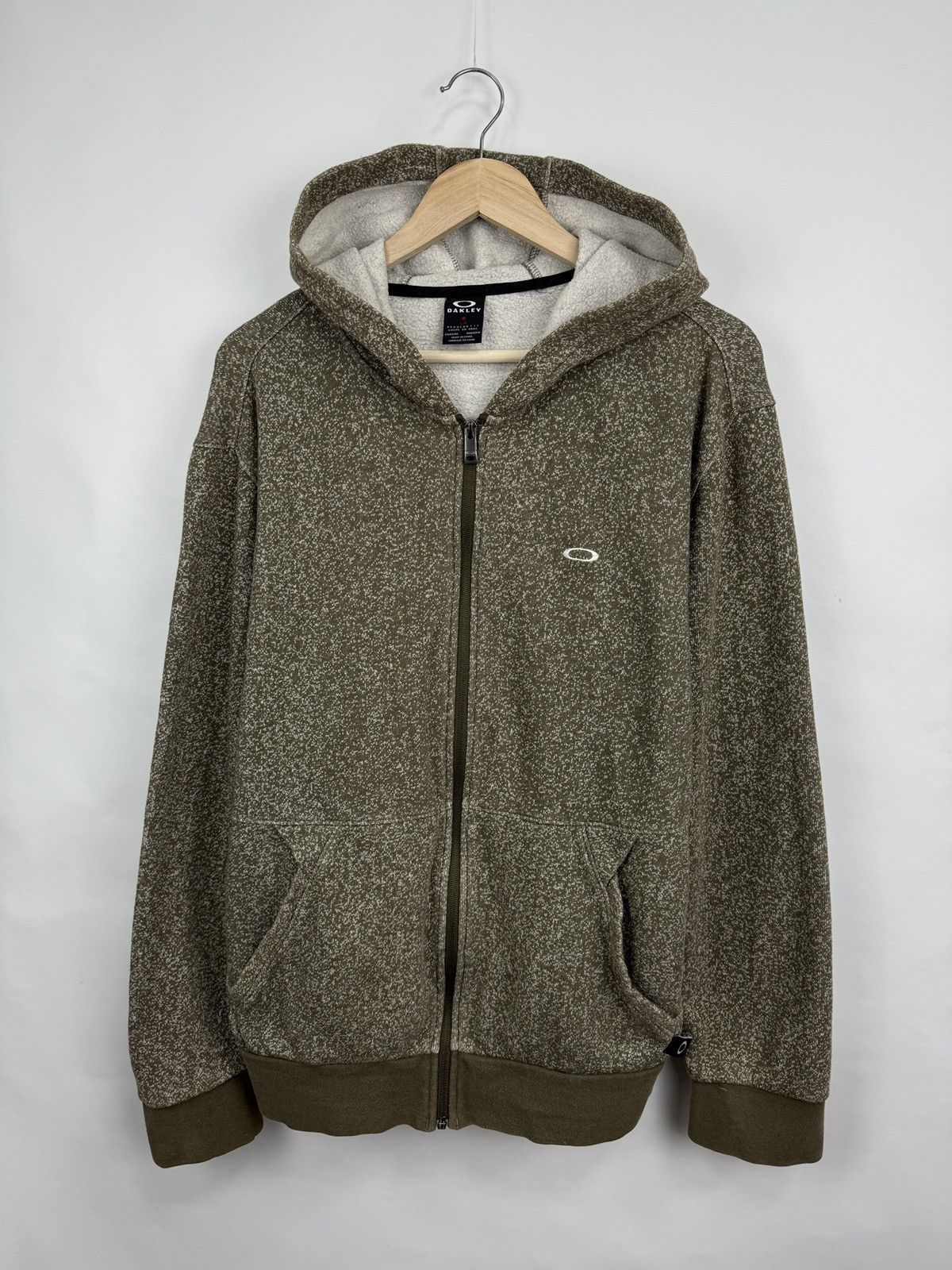 Oakley 🇺🇸 Vintage Y2K Oakley Camouflage Military Style Hoodie Size US L / EU 52-54 / 3 - 3 Thumbnail