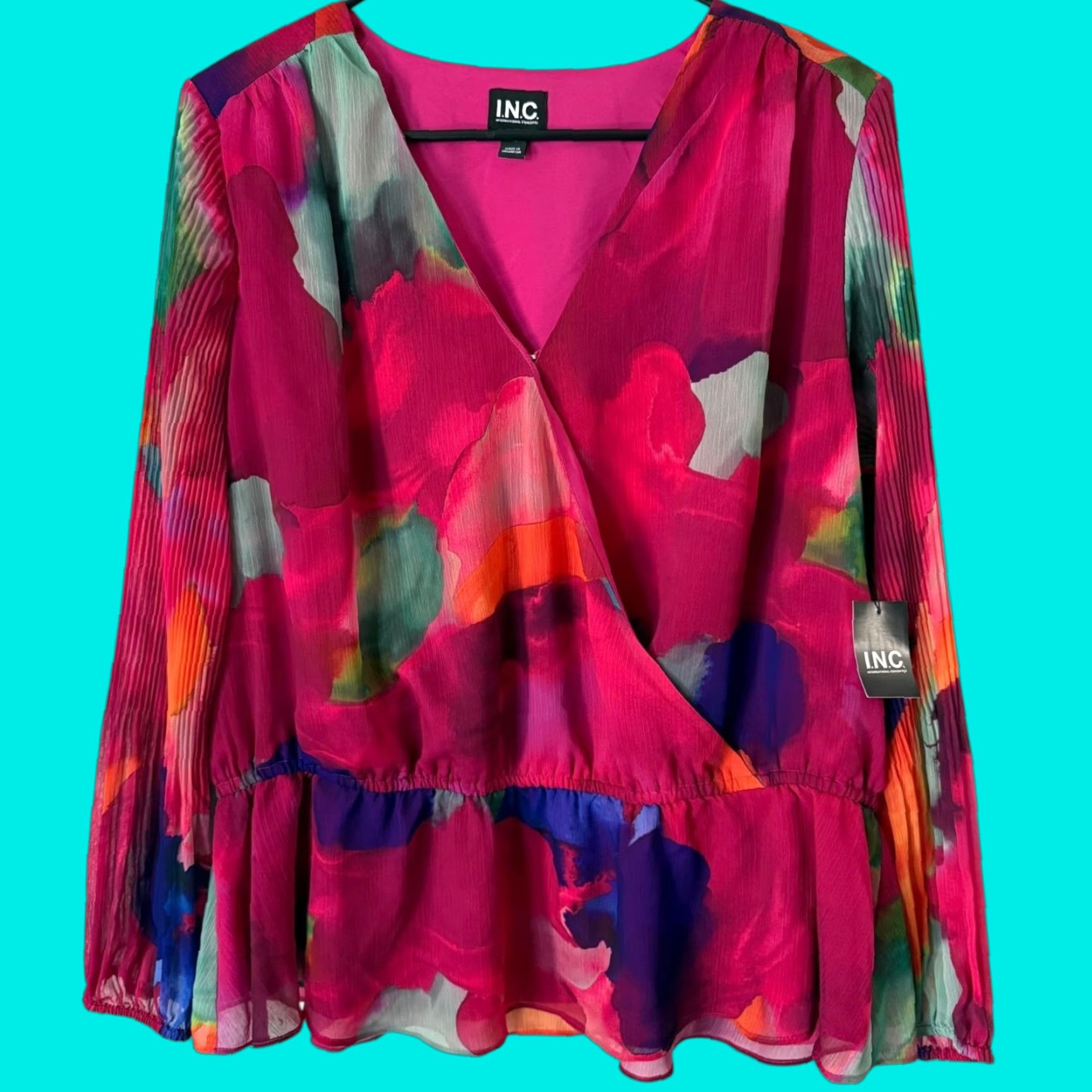 Vintage INC International Concepts Blouse V-Neck Pleated-Sleeve 1X Women's Pink Polyester Bohemian City Preppy All Seasons Size XL / US 12-14 / IT 48-50 - 1 Thumbnail