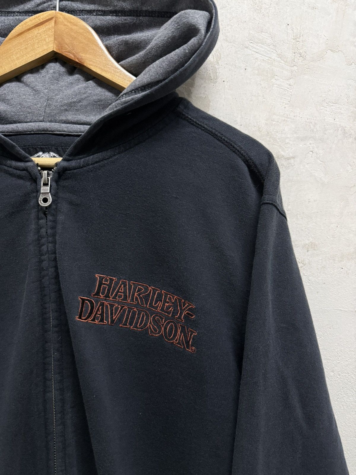 Harley Davidson 2000s Harley Davidson Flame Skull faded black zip up Hoodie Size US XL / EU 56 / 4 - 6 Thumbnail