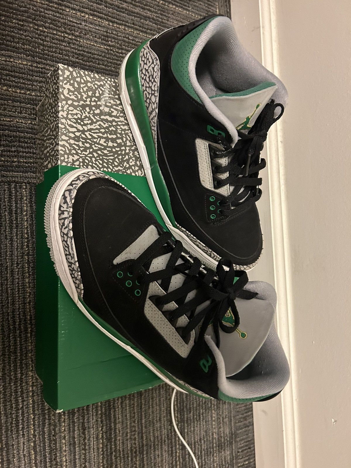 Jordan Brand Jordan Pine Green 3 Size US 9 / EU 42 - 2 Thumbnail