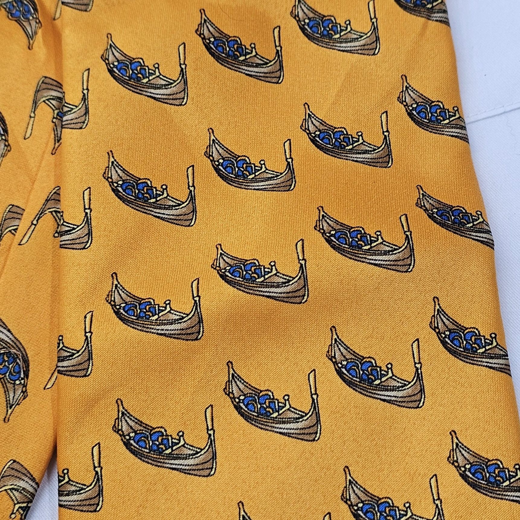 Vintage VINTAGE Cucita A Mano Men's Silk Tie Necktie Italy Orange Gondola Boat Classic Venetian Tie Beige? Size ONE SIZE - 3 Thumbnail