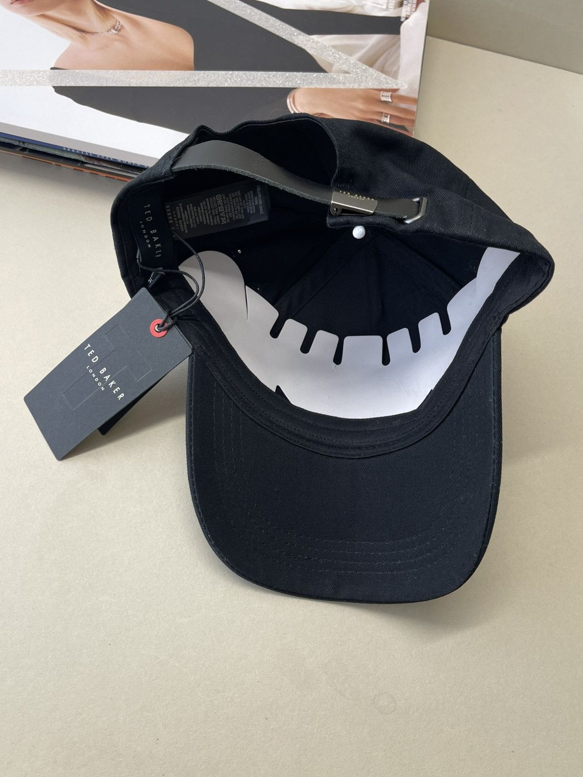 Ted Baker (new+tag) Ted Baker London black men hat cap leather strap Size ONE SIZE - 4 Thumbnail