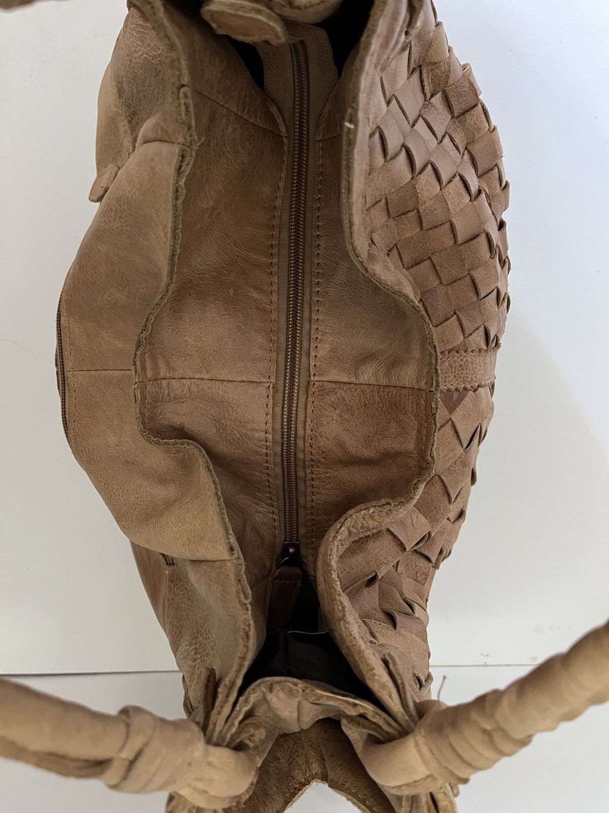 GOA GOA Natural Cowhide Woven Patchwork Bag Size ONE SIZE - 8 Thumbnail