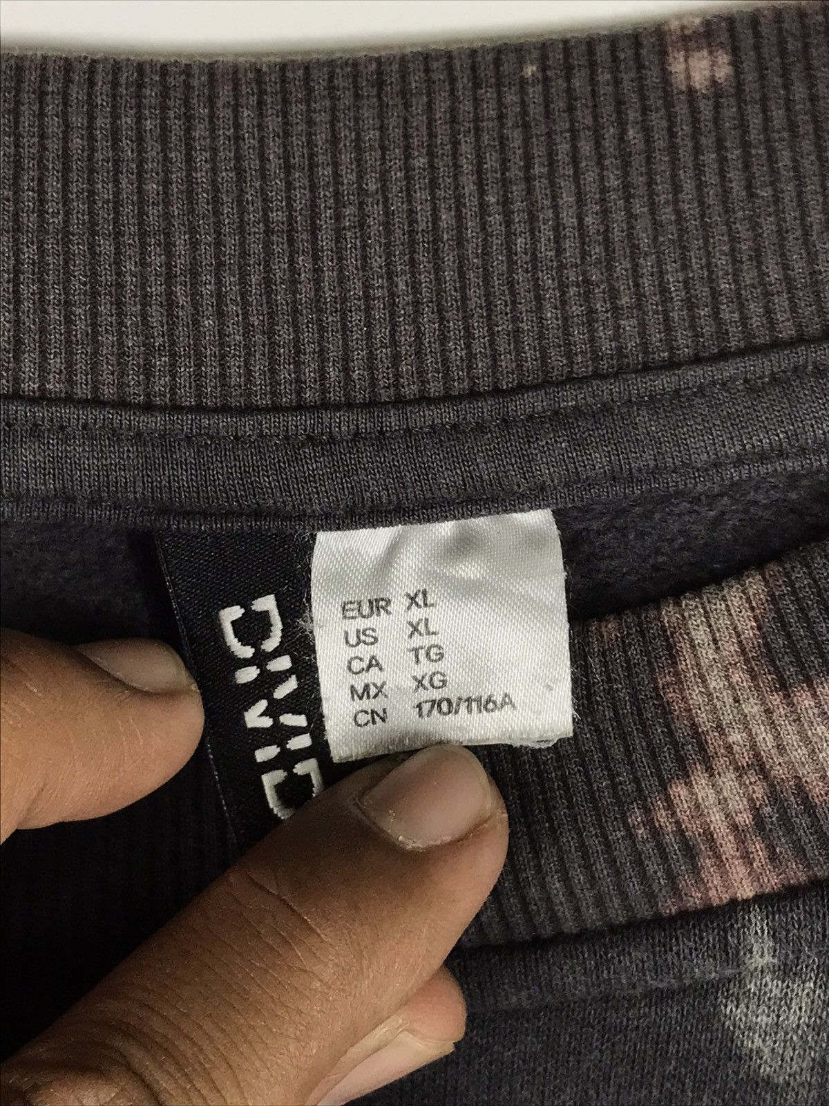H&M 🔥Y2K H&M Nebraska America Tye Dye Cropped Sweatshirt Size XL / US 12-14 / IT 48-50 - 8 Thumbnail