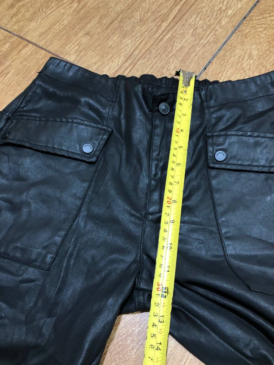 Allsaints Vintage Allsaints Black Cargo Pants Size 6 Size 28" / US 6 / IT 42 - 12 Thumbnail