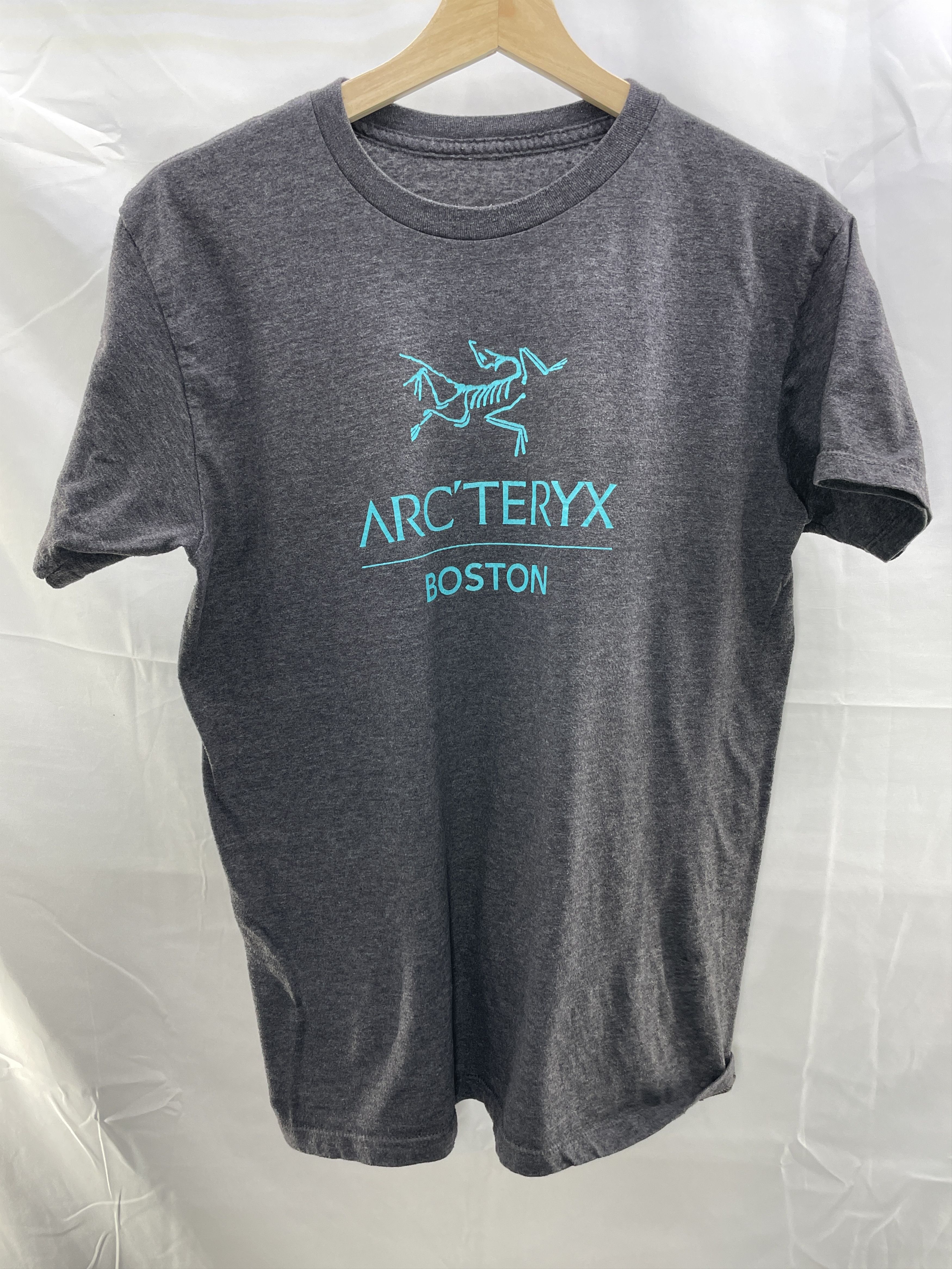 Arc'teryx ARCTERYX Boston Store Opening Cotton T-Shirt Tee Size US S / EU 44-46 / 1 - 1 Thumbnail
