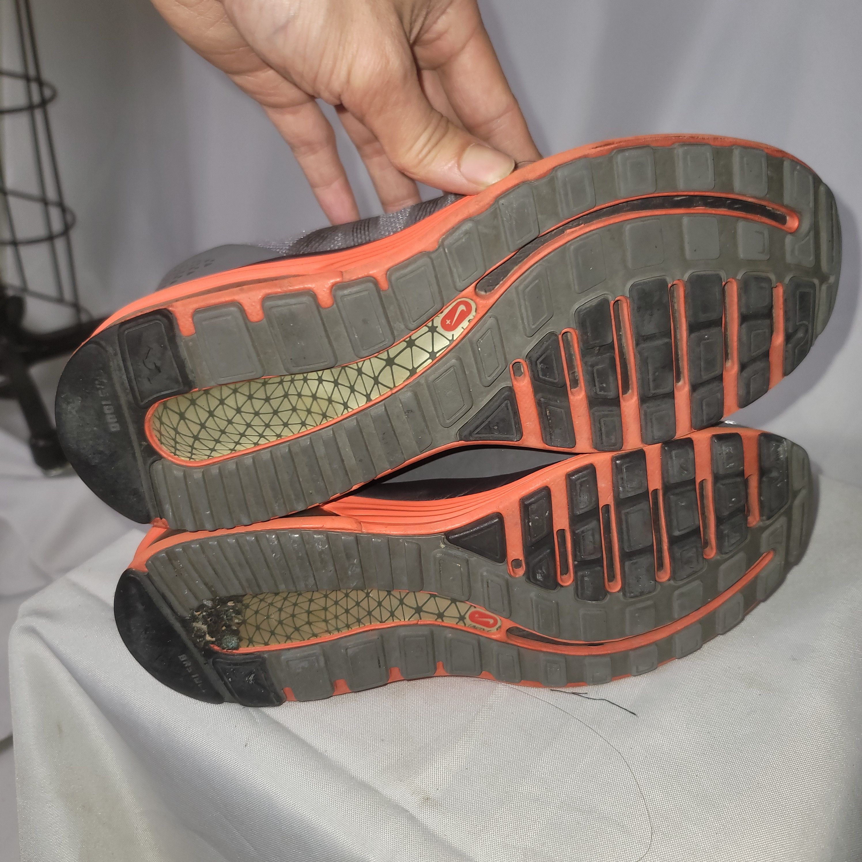 Nike Nike LunarMX+ 'Cool Grey Team Orange' Size US 9 / EU 42 - 4 Thumbnail