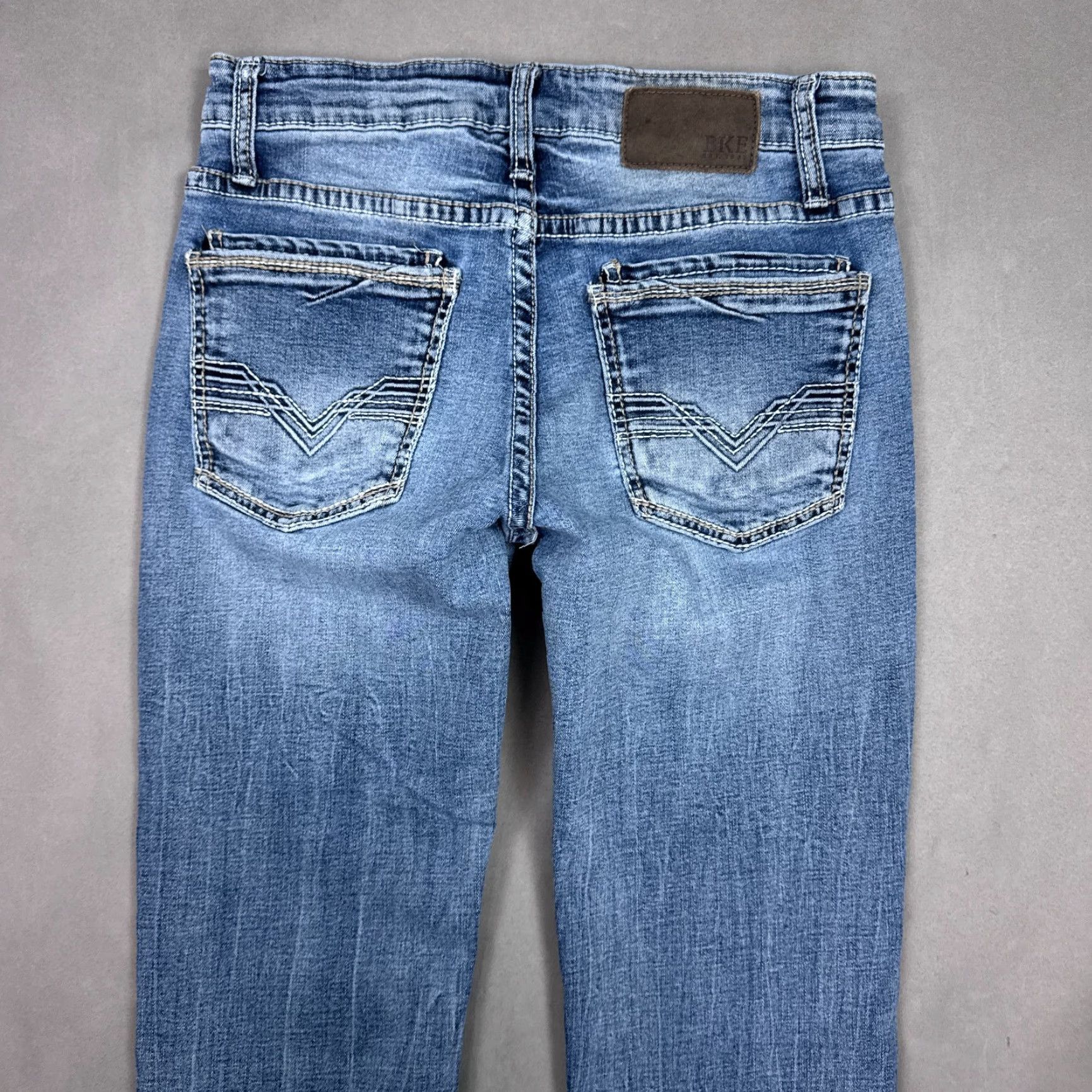 Vintage Buckle Jeans Mens 30x30 Blue Jake Denim Pants Faded Washed Out Buckle Bke Jeans Regular 5-Pocket blue Denim Mens Jeans 30x30 Size US 31 - 4 Thumbnail