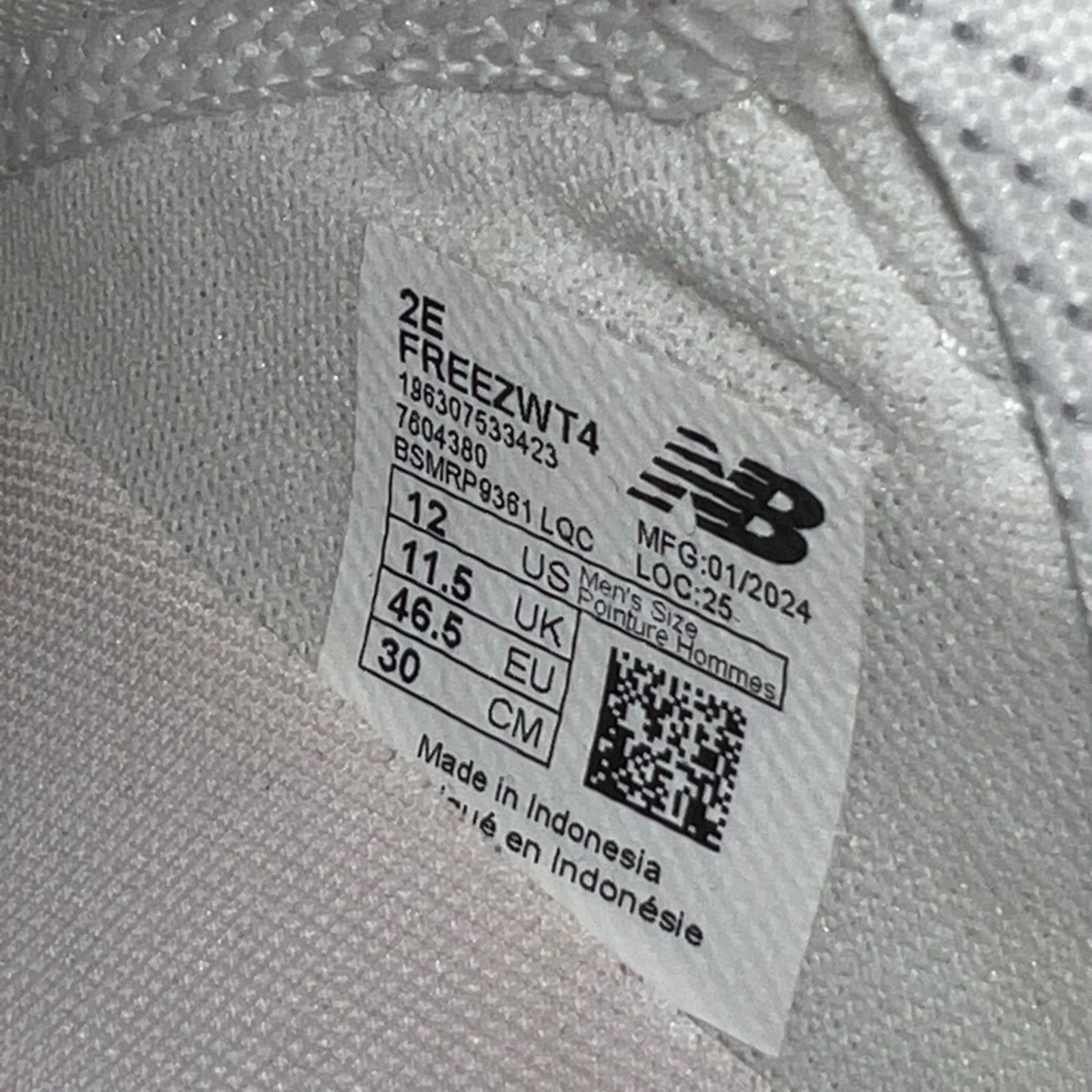 New Balance New Balance FreezeLX v4 White Polar Blue'12 2E WIDE Worn 1X Size US 12 / EU 45 - 11 Thumbnail