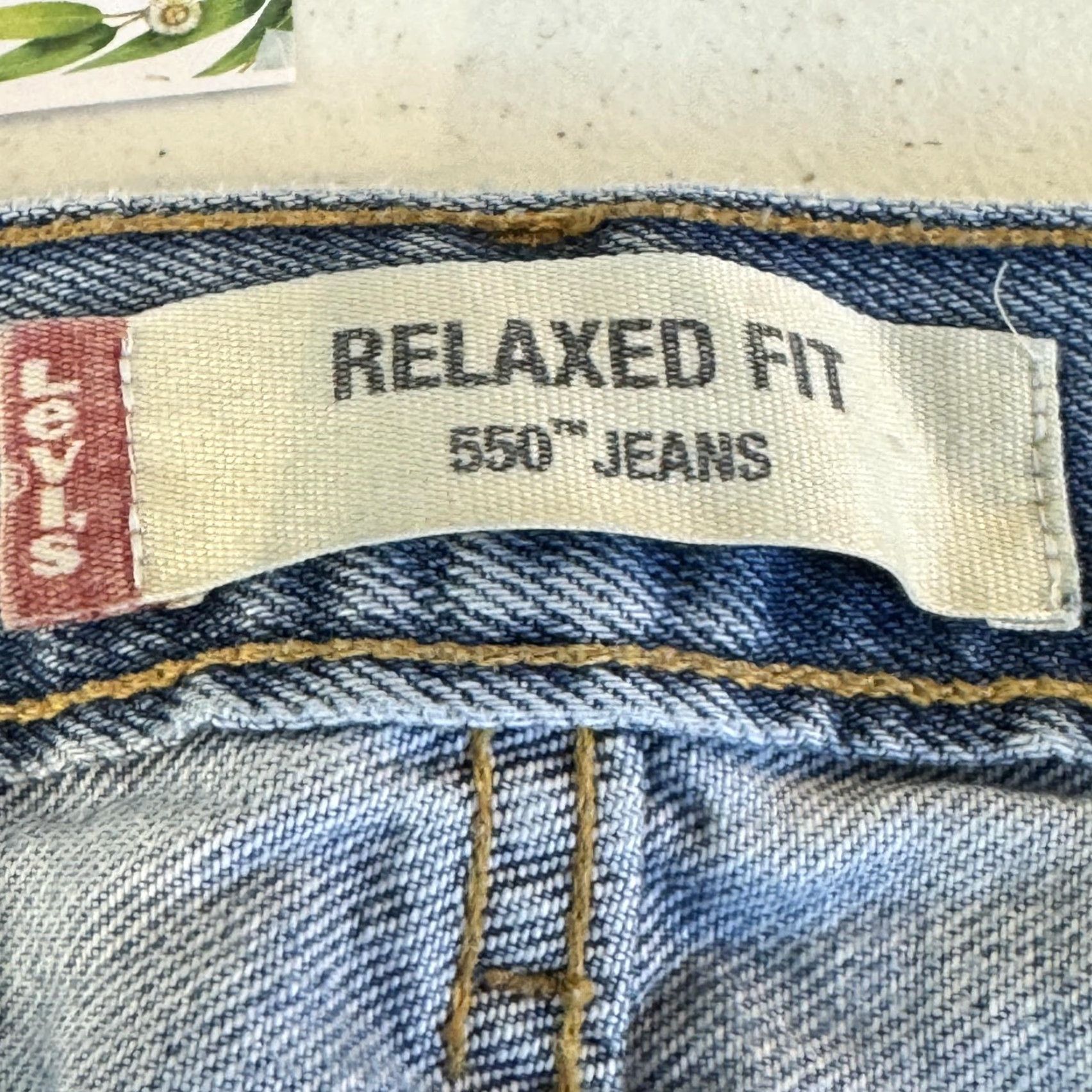 Levi's VINTAGE Levi's 550 Jeans Mens 33x30 Relaxed Fit Tapered Leg Denim Blue Size US 33 - 5 Thumbnail