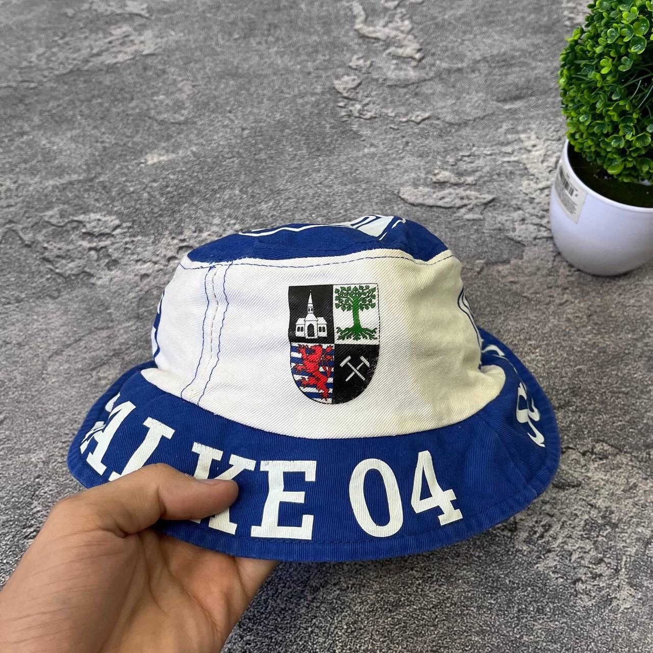 Vintage Vintage Fc Schalke 04 Fischerhut Fischemutze Anglerhut Size ONE SIZE - 6 Thumbnail